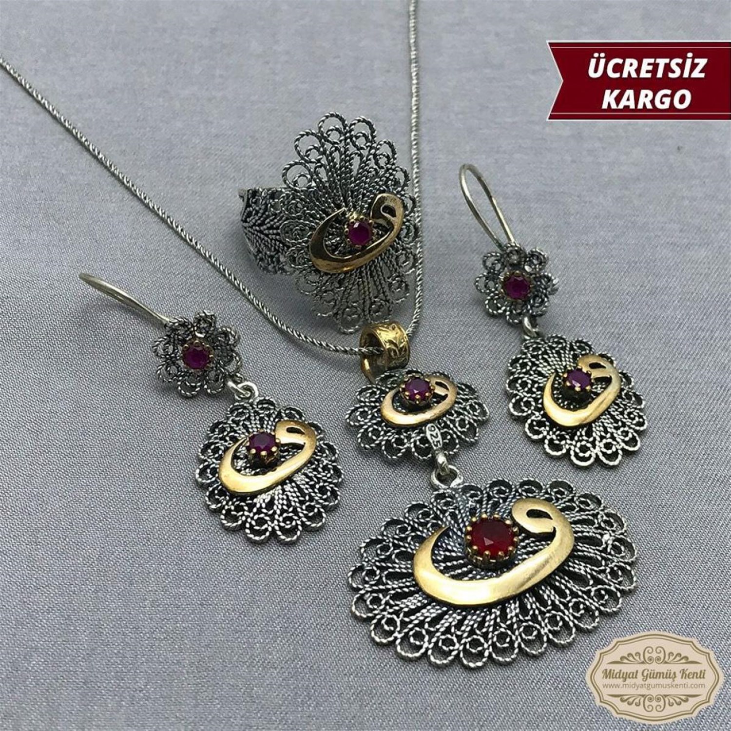 Vav işlemeli Model Yakut Taşlı 925 Ayar Bayan Oksitli Telkari Gümüş Üçlü Set
