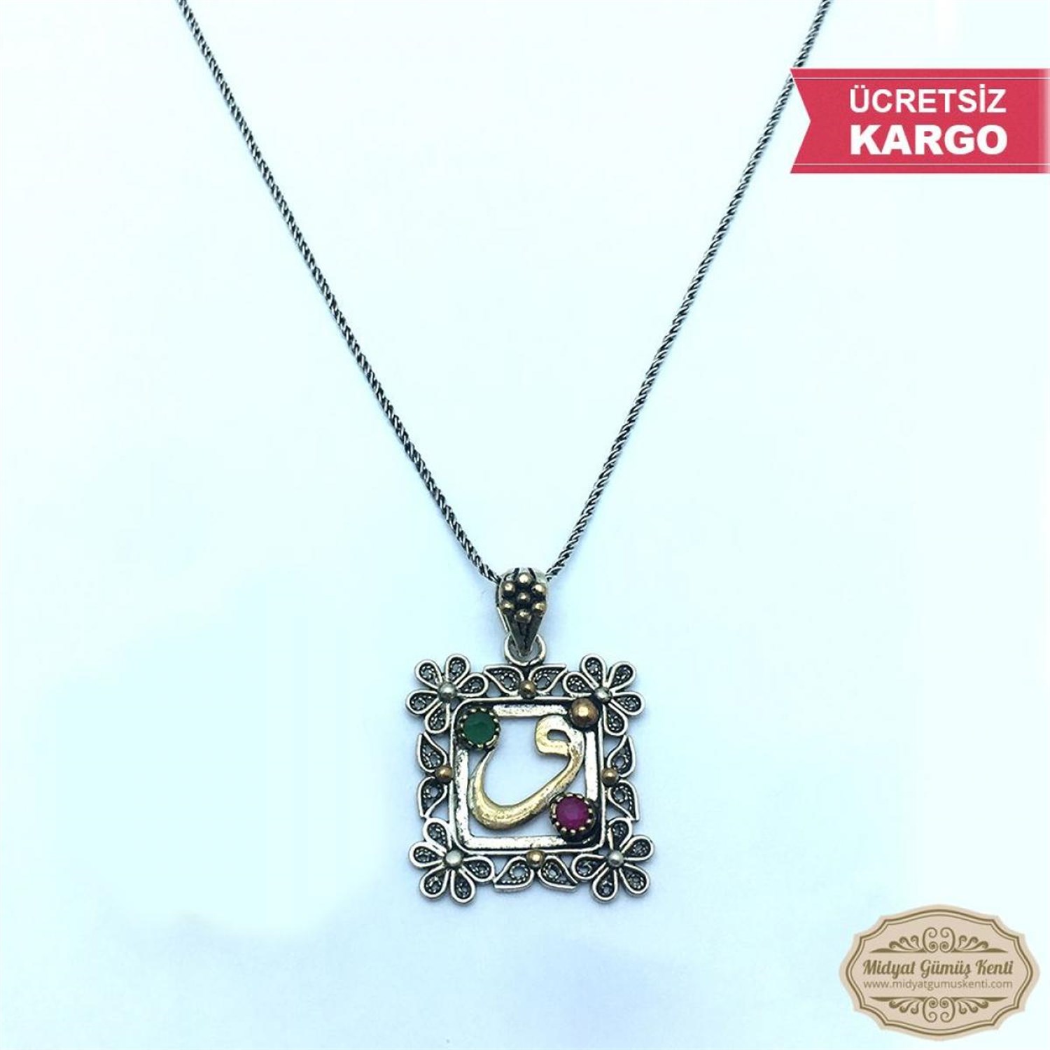 Vav Motifli Kare Model Bayan Oksitli Telkari Gümüş Kolye Ucu