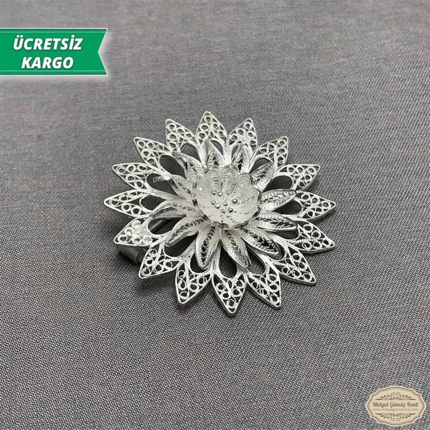 Zambak Model Telkari Bayan Gümüş Broş
