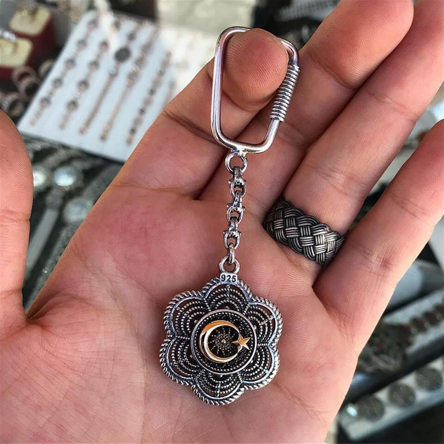 Ayyıldız işlemeli Papatya Model 925 Ayar Telkari Gümüş Anahtarlık