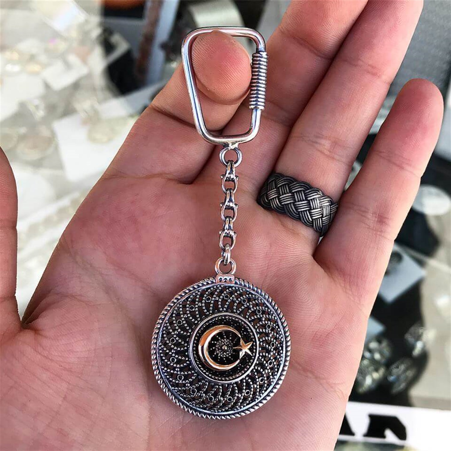 Ayyıldız ve Tuğra İşlemeli 925 Ayar Telkari Gümüş Anahtarlık