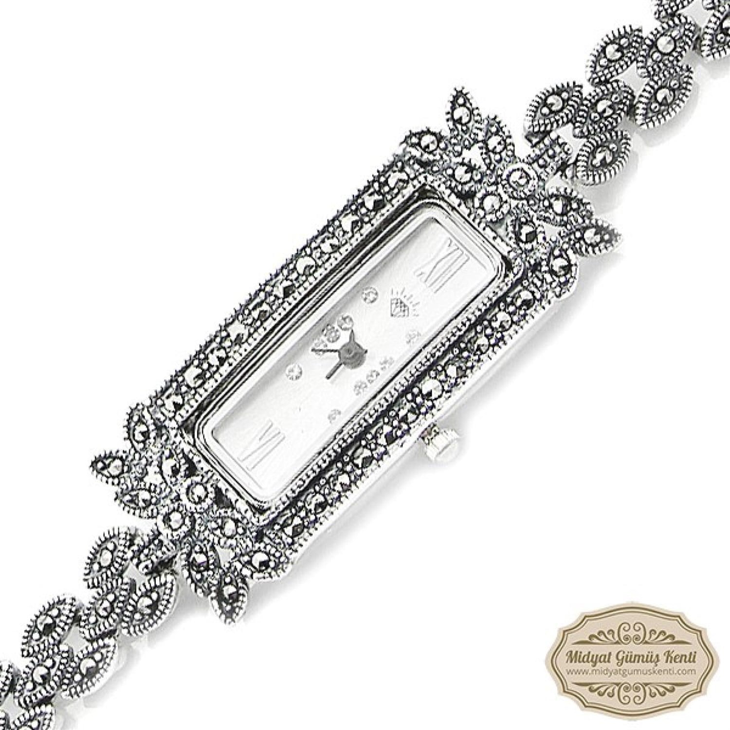 Dikdörtgen Model Bayan Gümüş Kol Saati