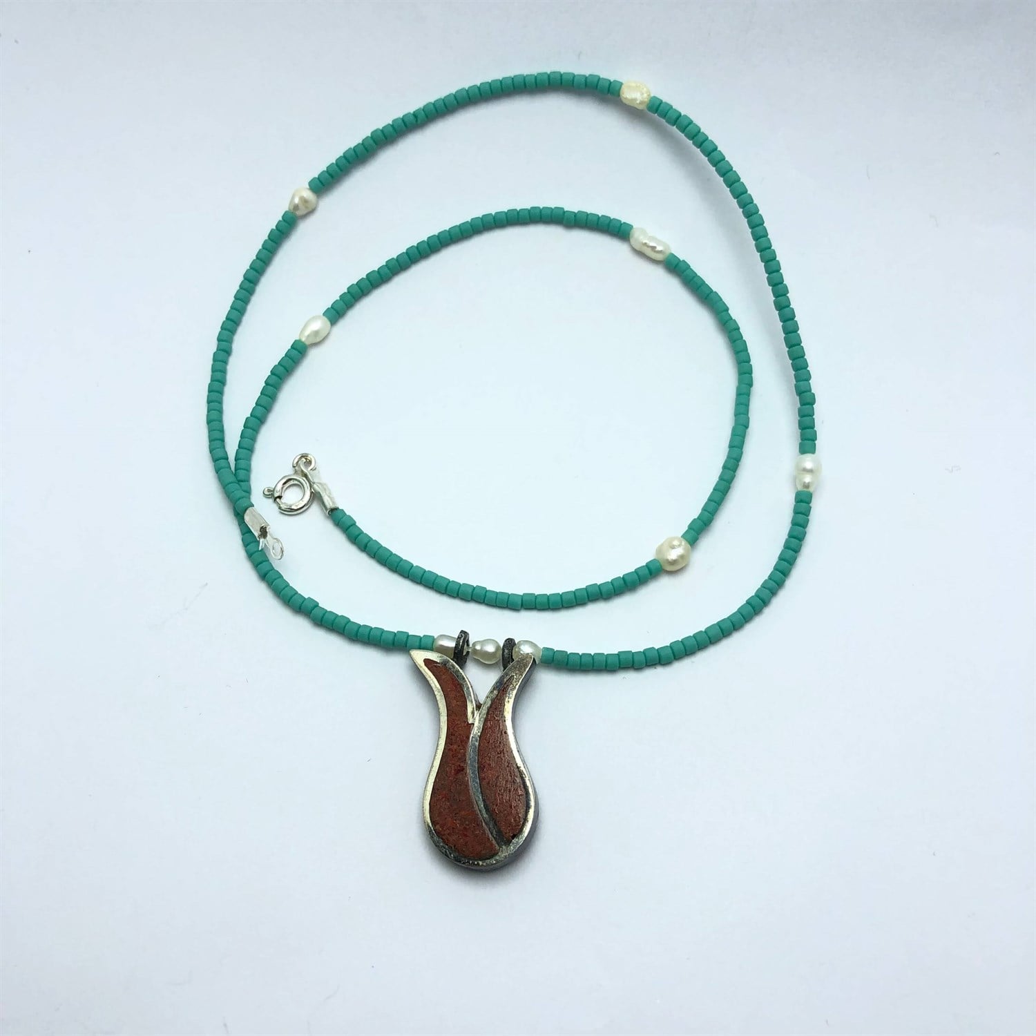 Doğal Taşlı Mozaik El İşlemeli Bayan Gümüş Kolye