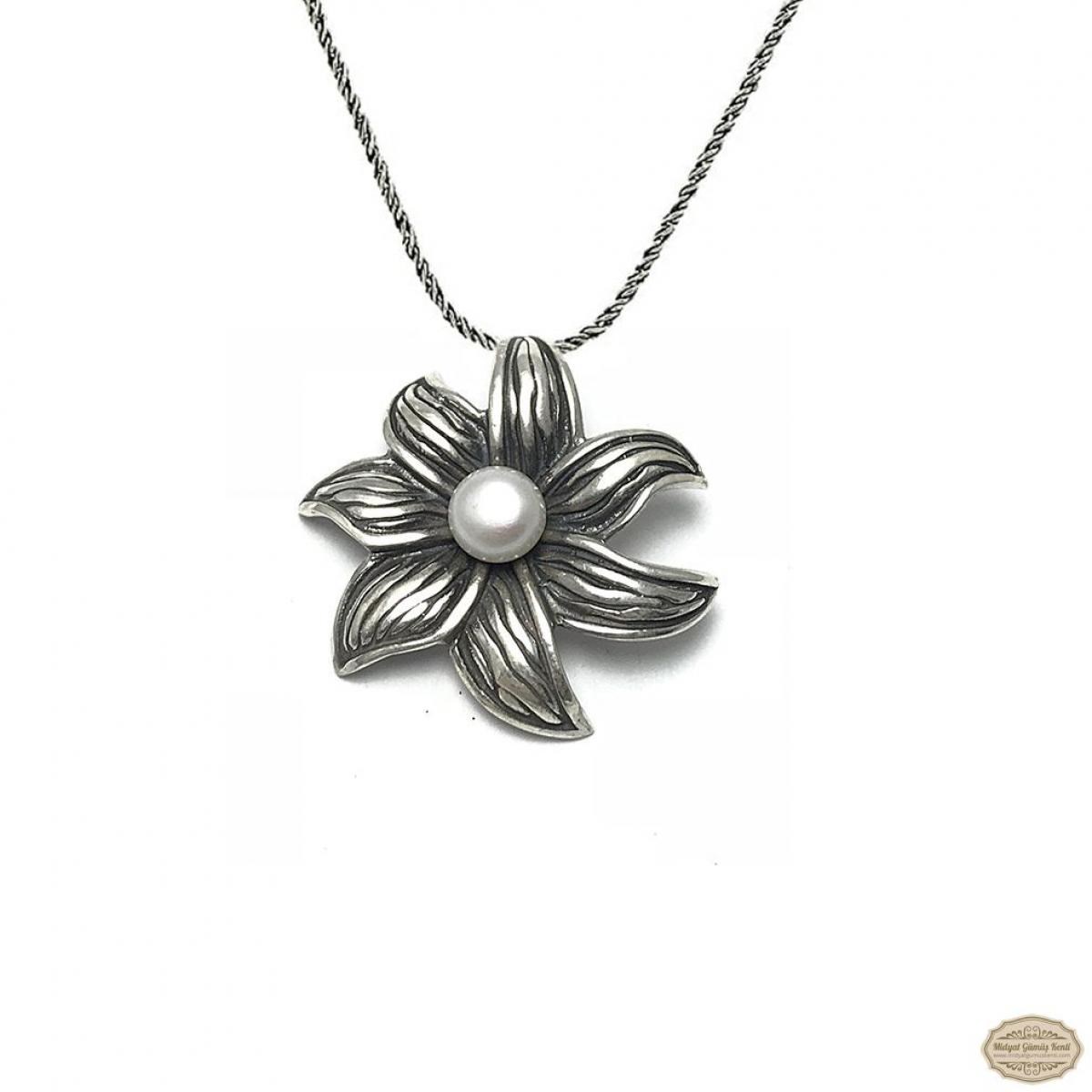 İnci Taşlı Çiçek Model Oksitli Telkari Gümüş Kolye