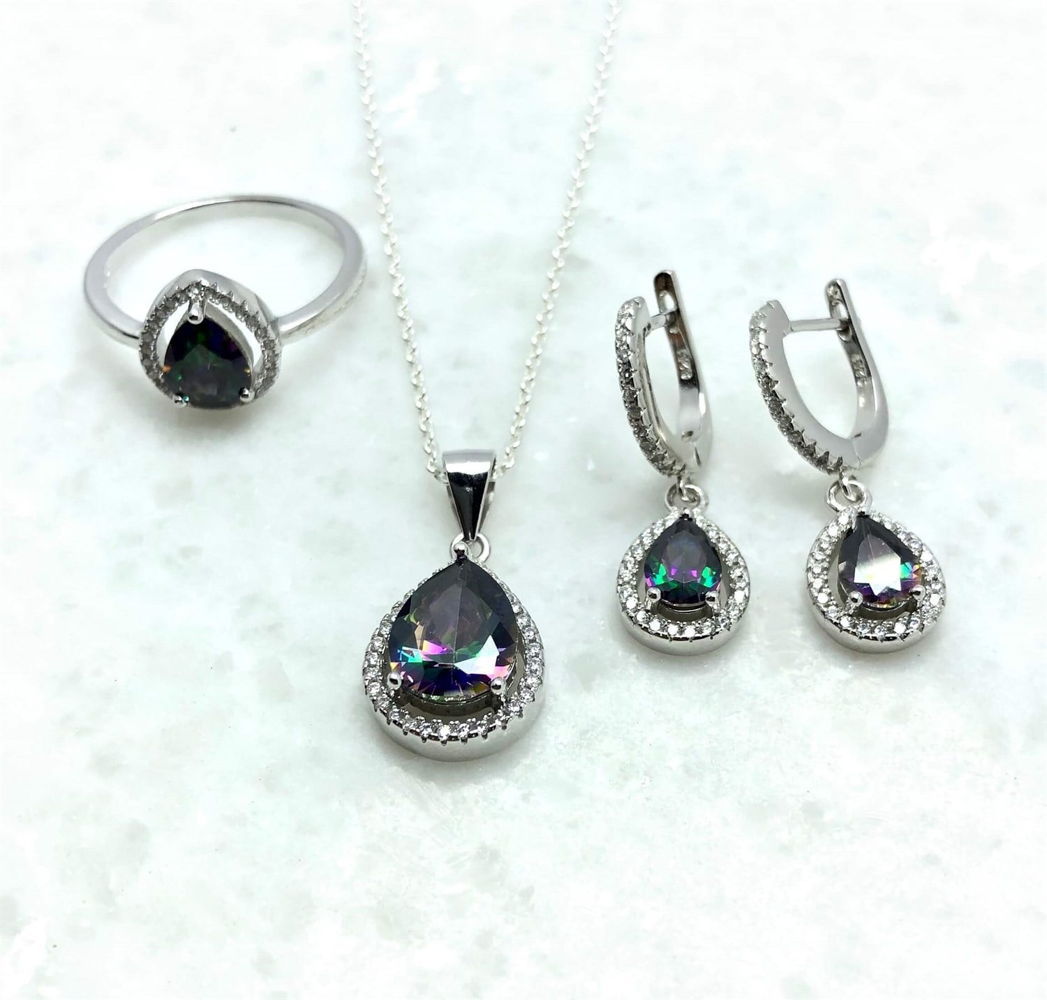 Mistik Topaz Taşlı 925 Ayar Damla Model Bayan Gümüş Set