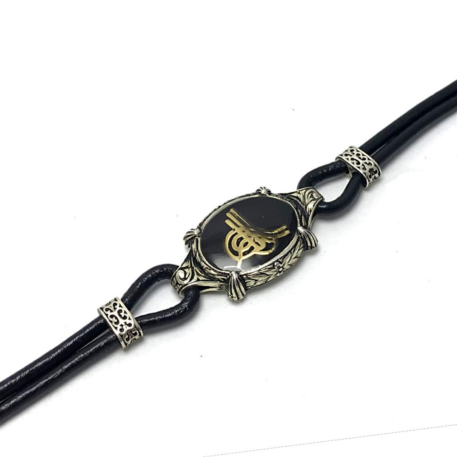 Osmanlı Turası işlemeli Siyah Mineli Deri Kordonlu Erkek Gümüş Bileklik