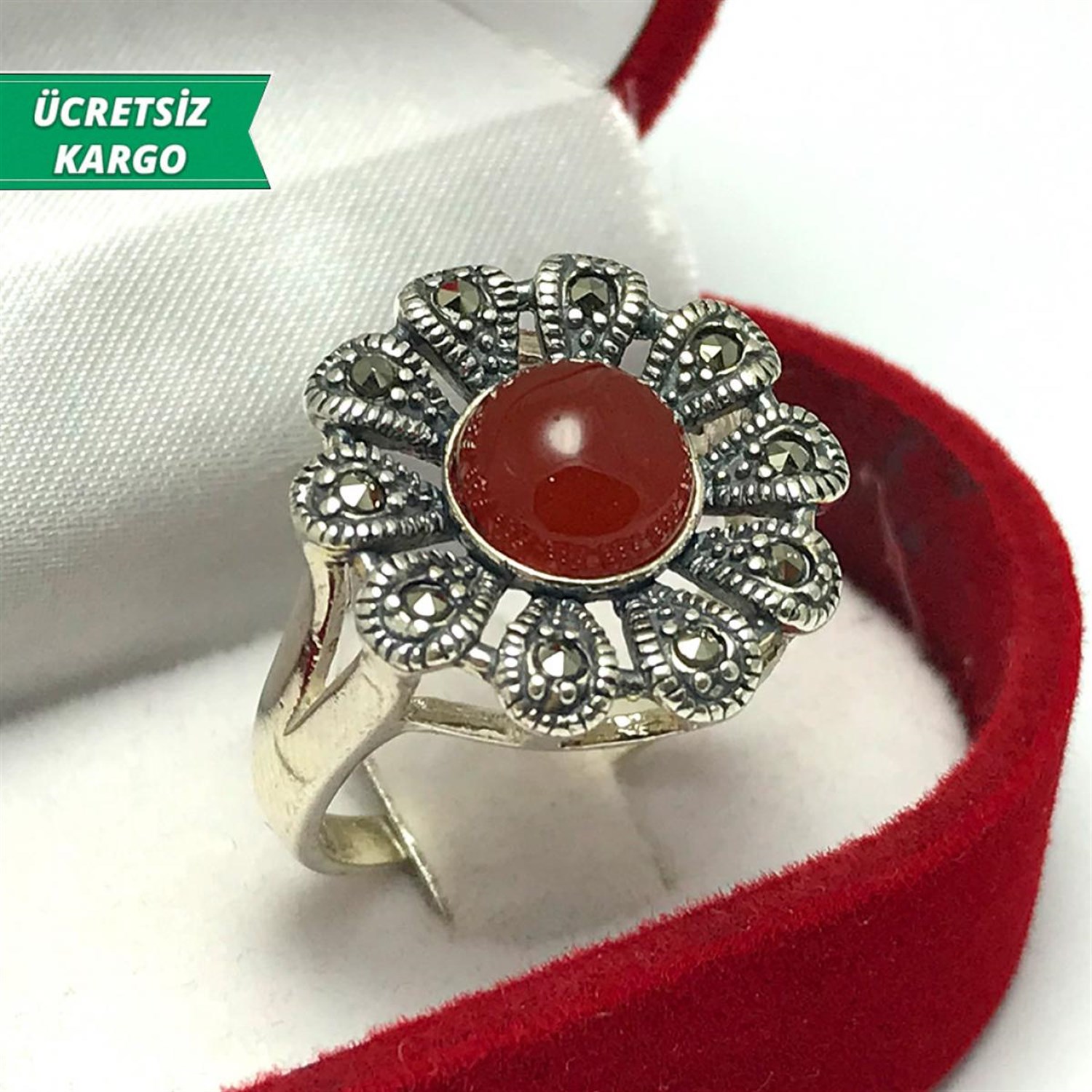 Papatya Model Mercan Taşlı Markazit Bayan Gümüş Yüzük
