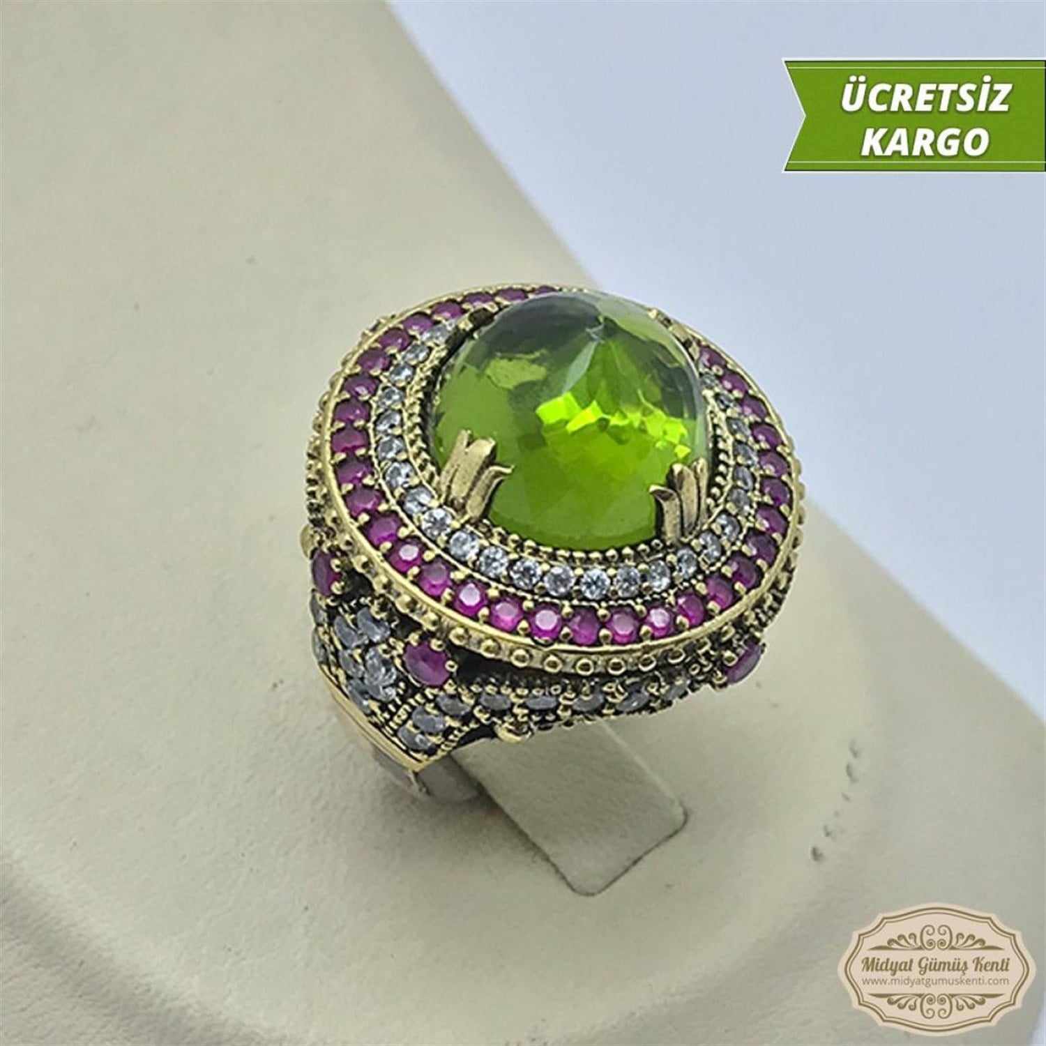 Peridot Taşlı Zirkon Süsleme Model 925 Ayar Otantik Bayan Gümüş Yüzük