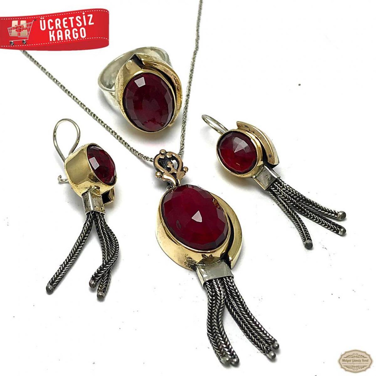 Yakut Taşlı Püsküllü Model 925 Ayar Otantik Gümüş Üçlü Set 