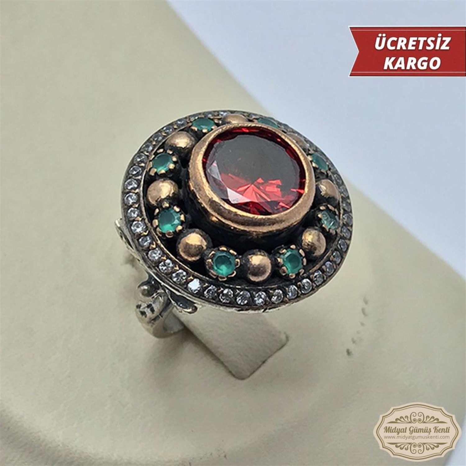 Yakut Taşlı Zirkon Süsleme Model 925 Ayar Otantik Bayan Gümüş Yüzük
