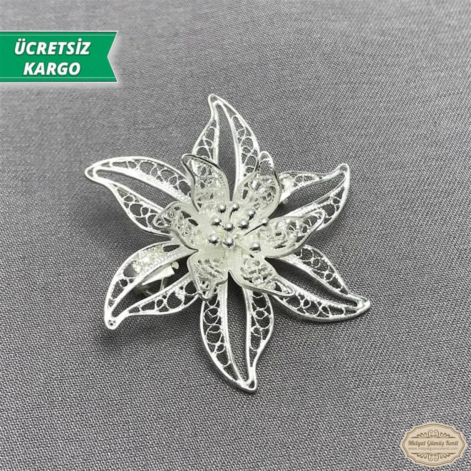 Zambak Model Telkari Bayan Gümüş Broş