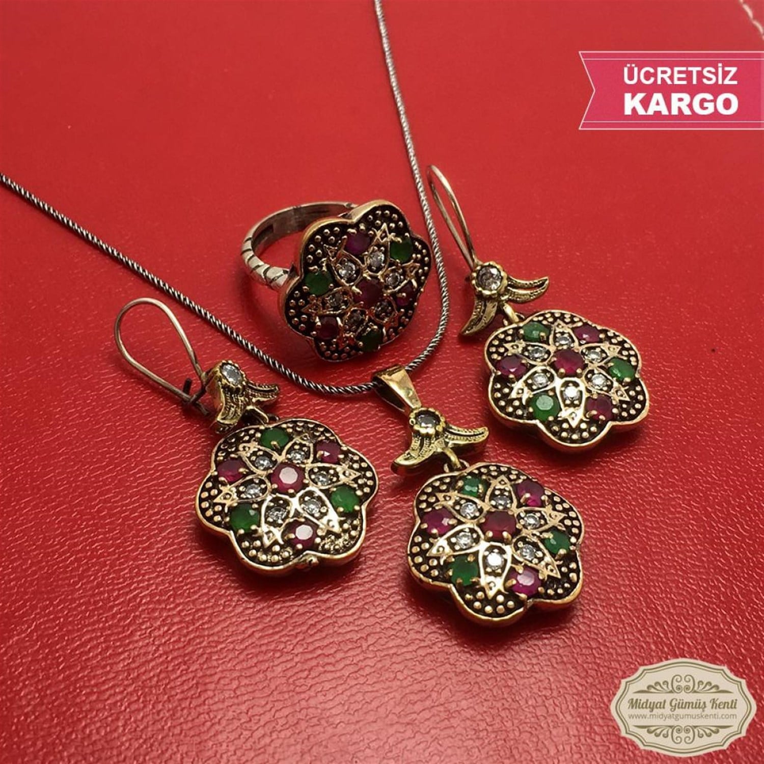 Zirkon Taşlı Çiçek Model Bayan Otantik Gümüş Üçlü Set