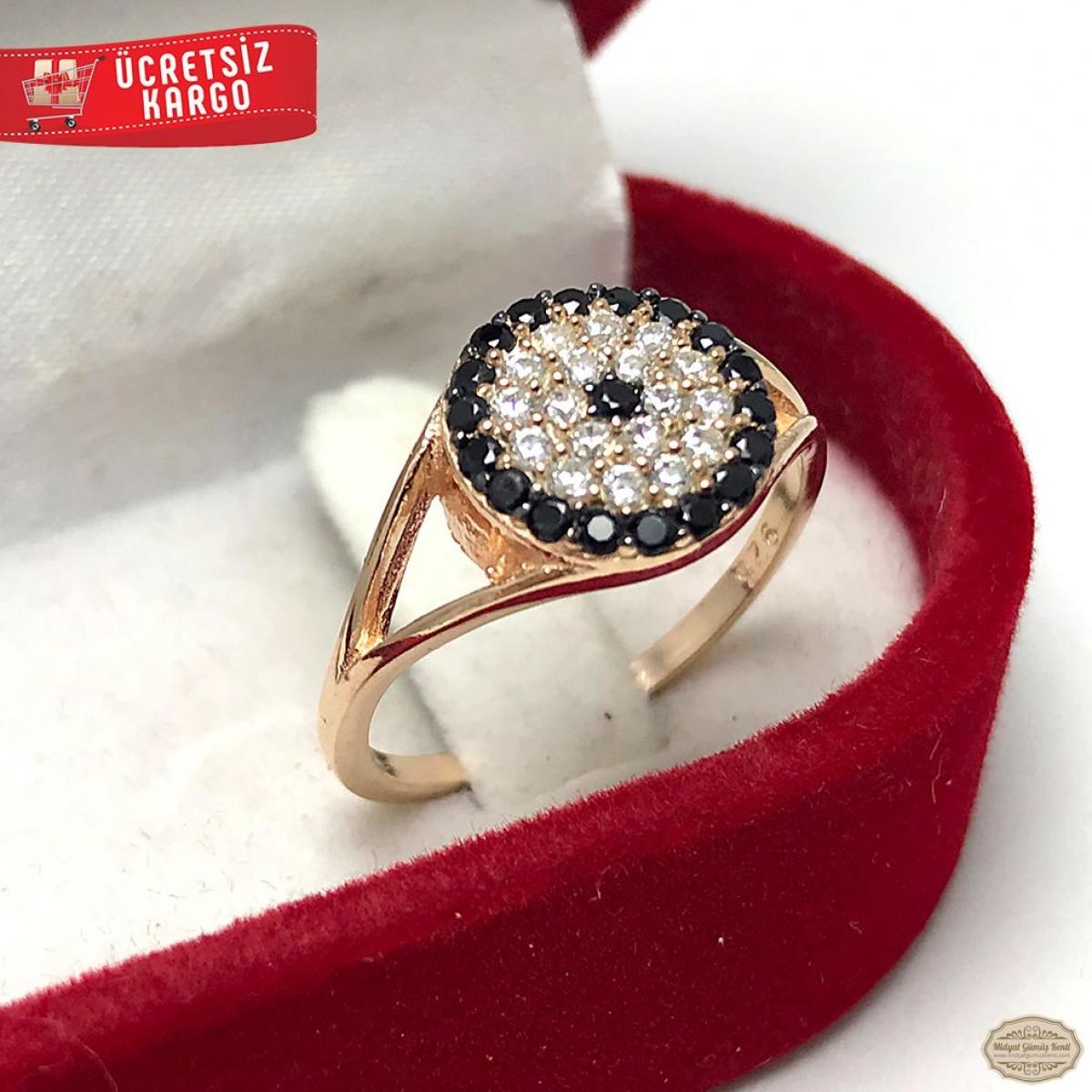 Zirkon Taşlı Yuvarlak Model Rozlu 925 Ayar Gümüş Yüzük 