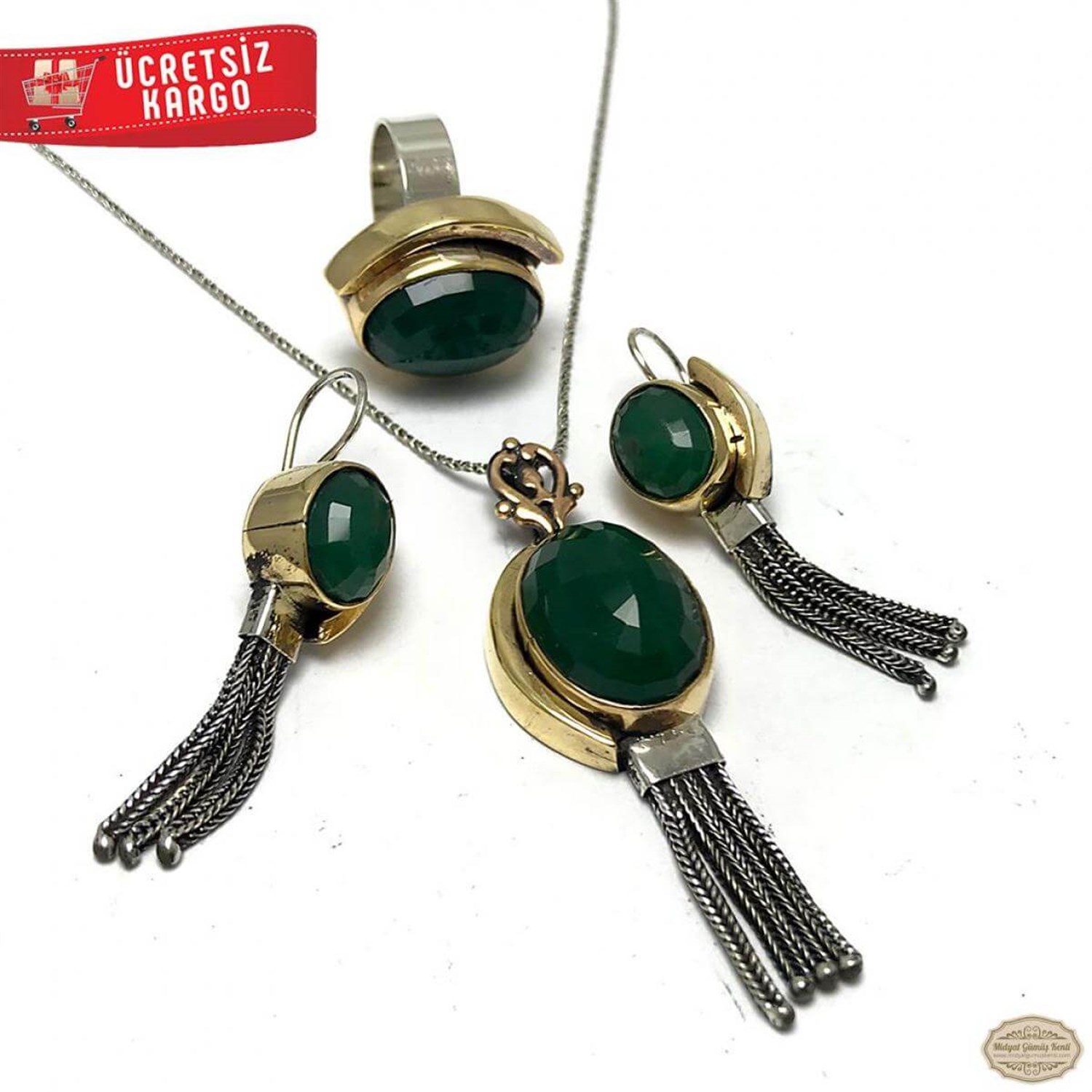 Zümrüt Taşlı Püsküllü Model 925 Ayar Otantik Gümüş Üçlü Set 