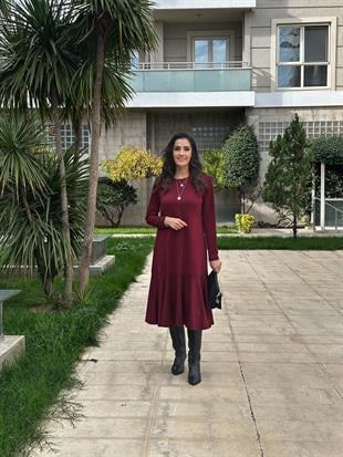 Bordo altı valonlu  elbise 