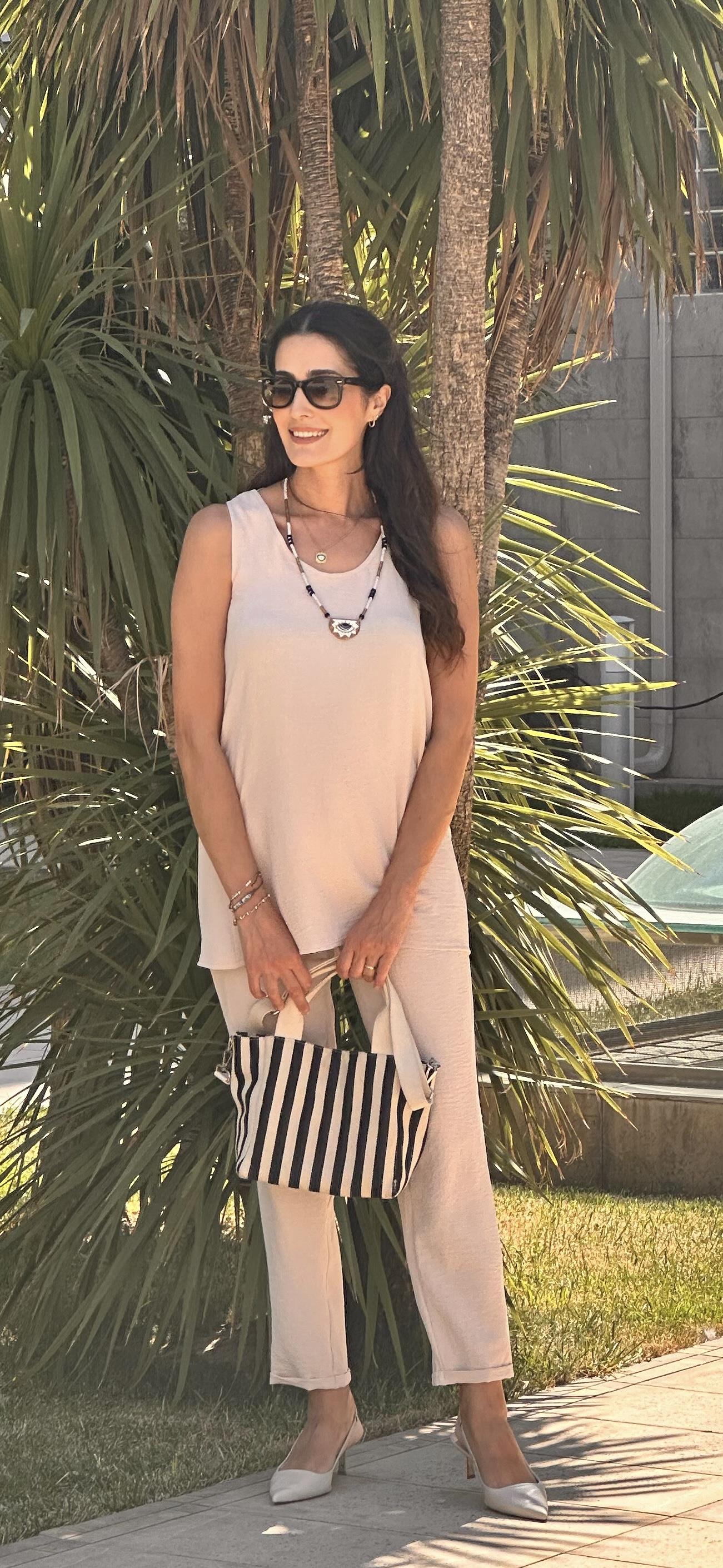 Bej Mila Askılı Takım