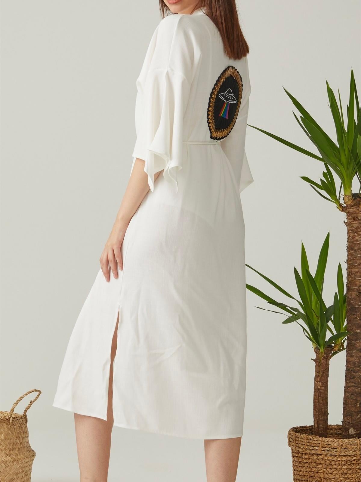 Beyaz Ufo Sırt Detaylı Kimono