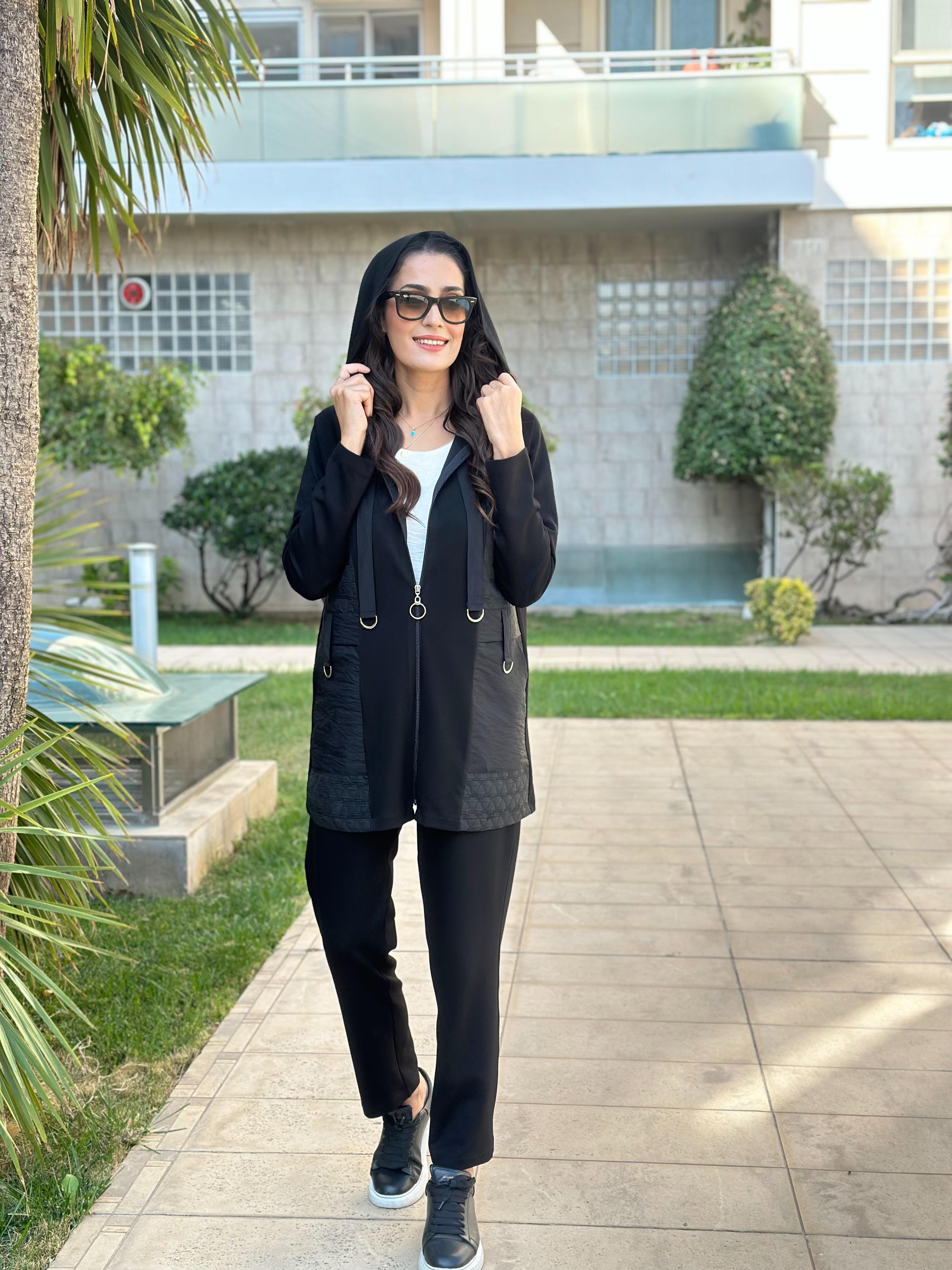 By_Que Daily  Takım 