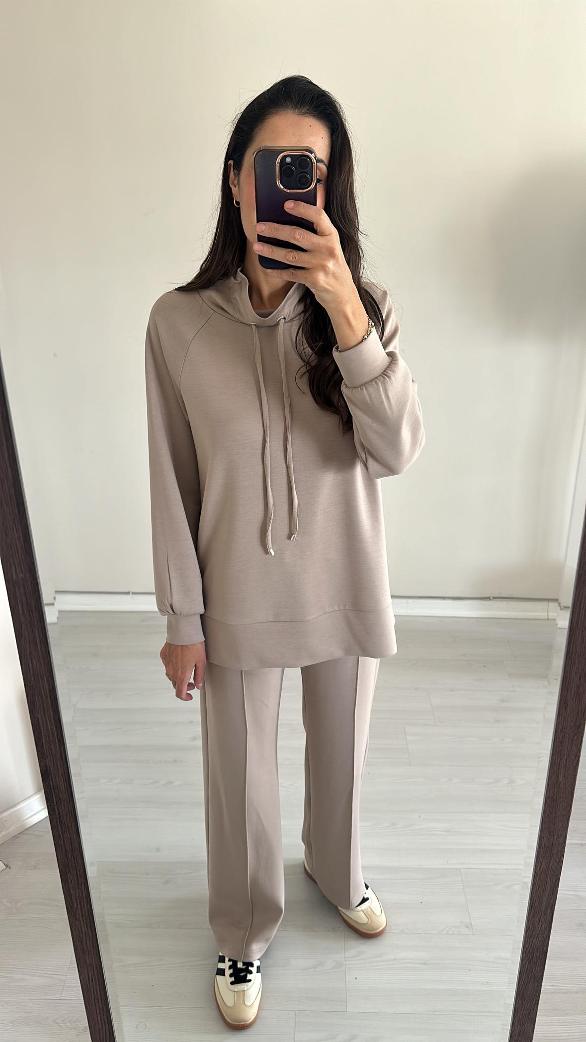 By_Que Silva  Takım Bej