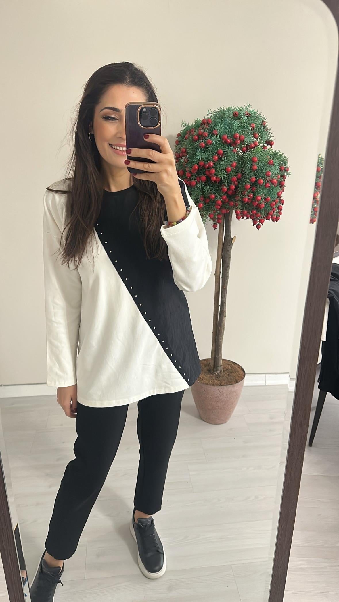 Siyah /Beyaz Nina Sweat