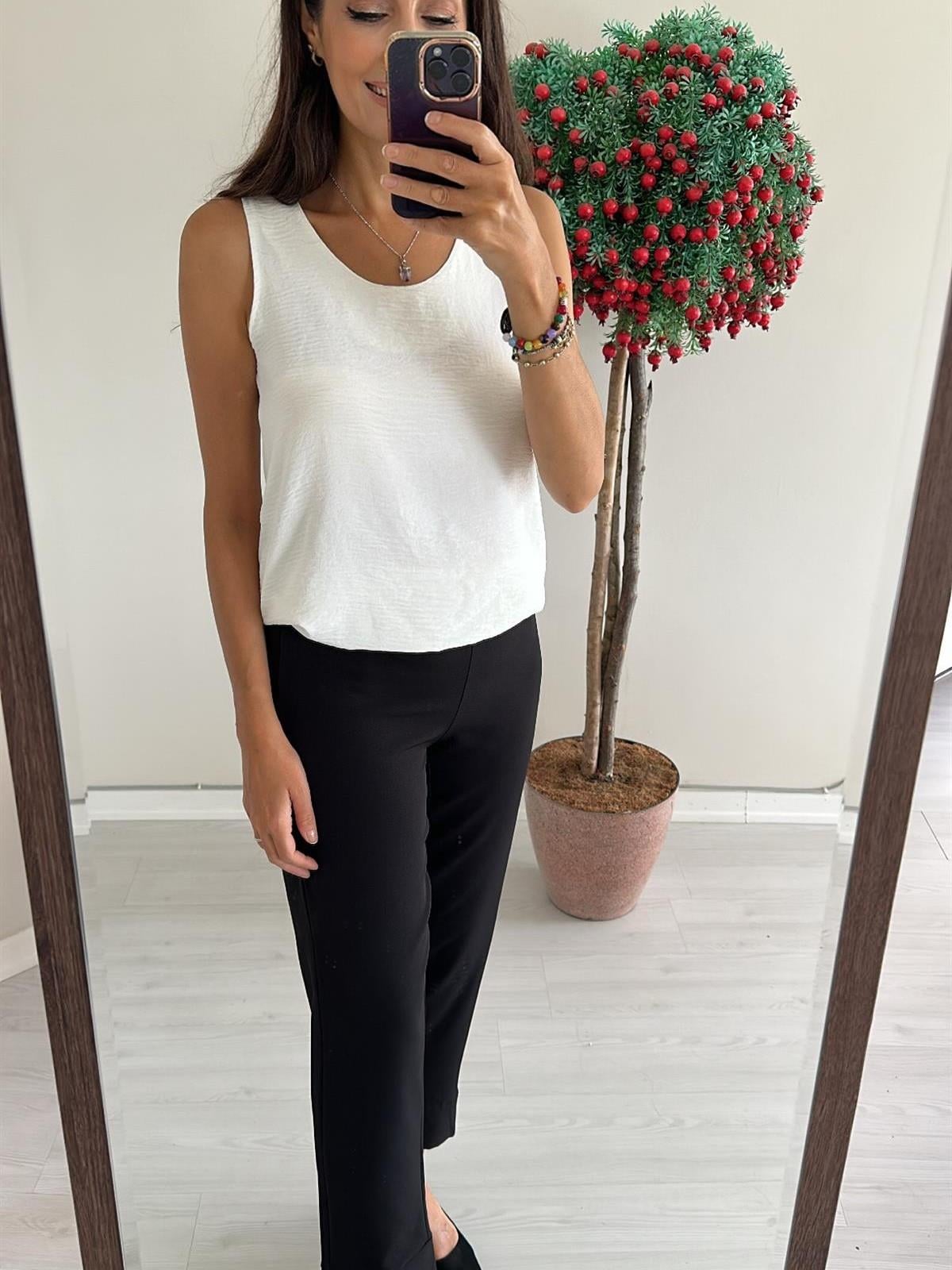 Siyah Gold Detaylı  Pantalon
