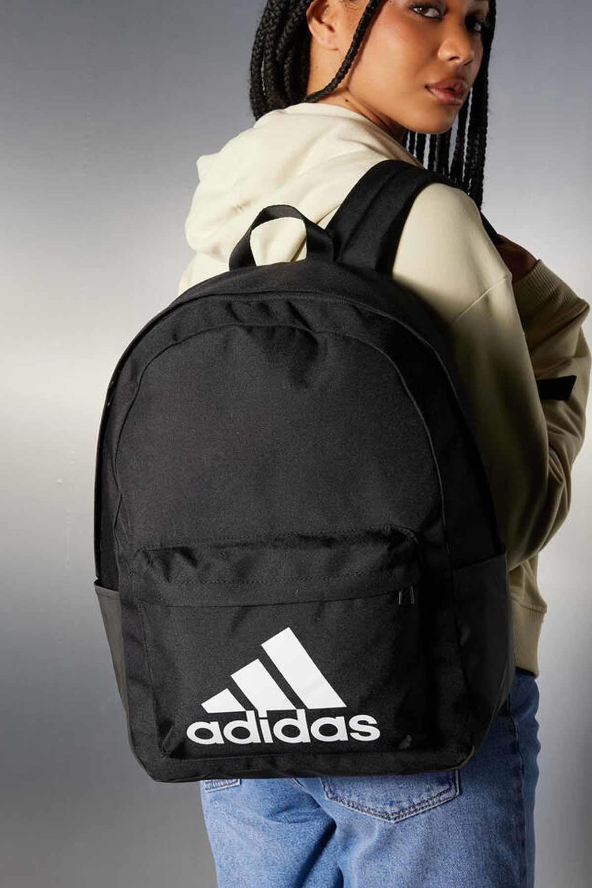 ADIDASSırt ÇantasıAdidas Sırt Ve Okul Çantası 27.5 LT  15 cm. x 32 cm. x 46 cm Unisex Sırt Çantası HG0349-1SIYAH