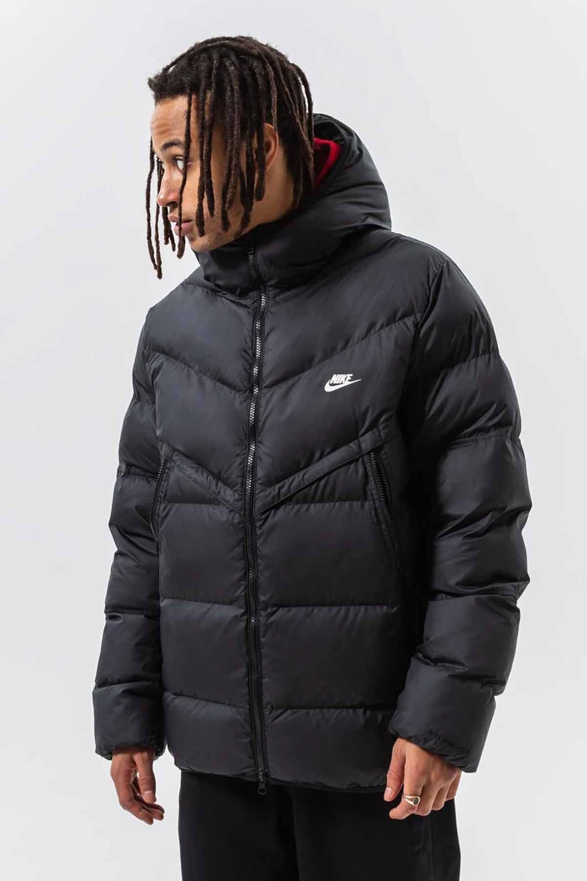 NIKEMontNike Erkek Mont Sportswear Storm-FIT Windrunner Erkek Mont DR9605-010-SIYAH