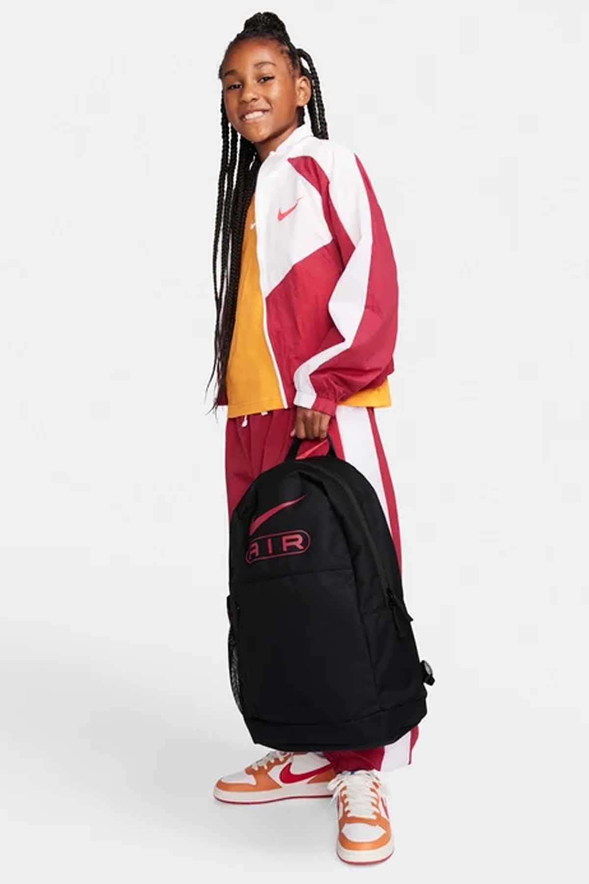 NIKESırt ÇantasıNike Çanta Sırt ÇantasıEn: 30 cm, Boy: 46 cm, Derinlik: 13 cm Unisex Sırt Çantası FN0961-010-Siyah