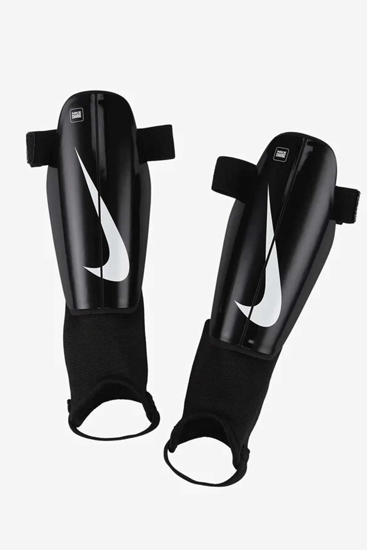 NIKETekmelikNike Y  Chrg Grd Çocuk Tekmelik DX4610-010-SIYAH