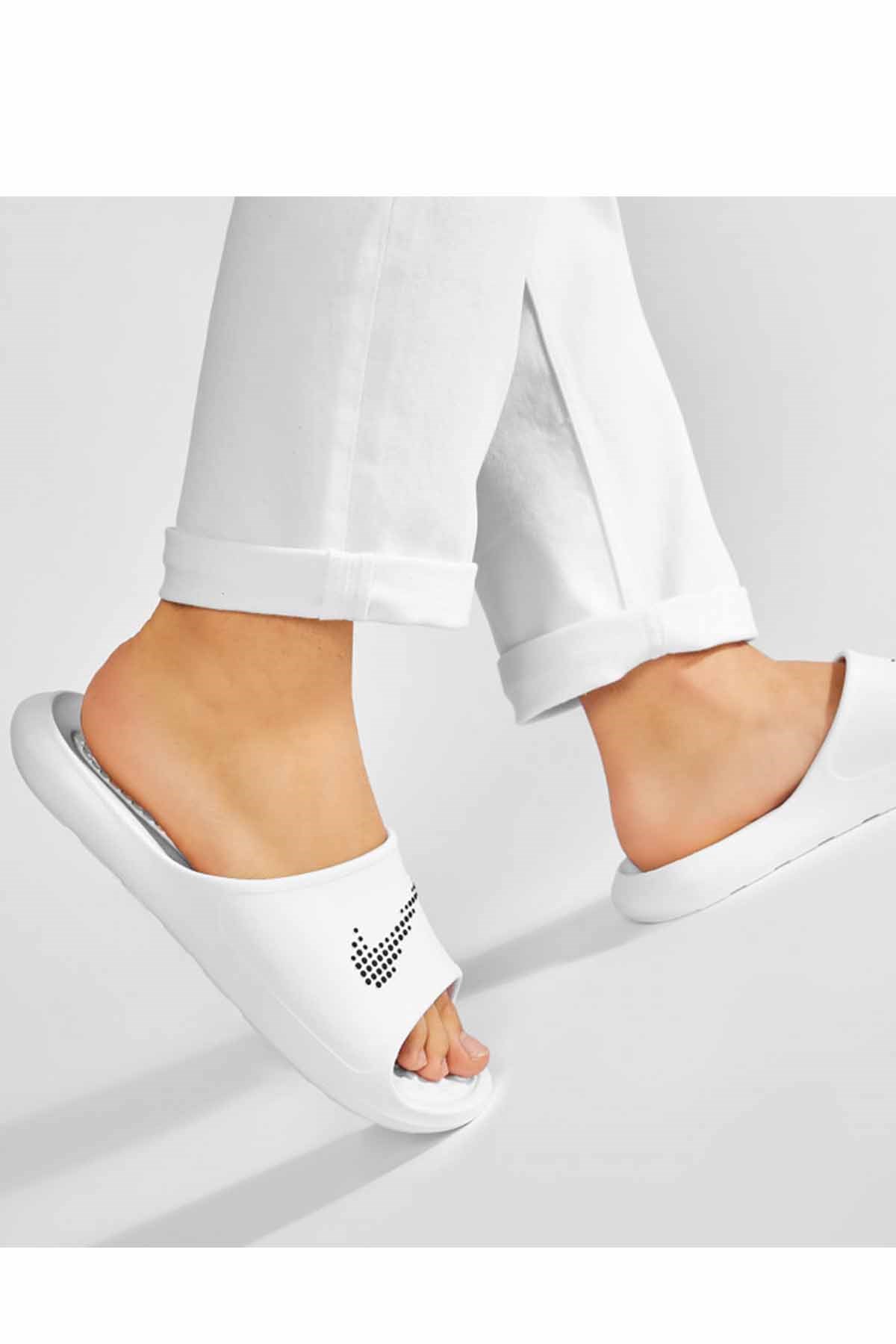 NIKETerlikNike Victori One Kadın Terlik Ayakkabı CZ5478-100-BEYAZ