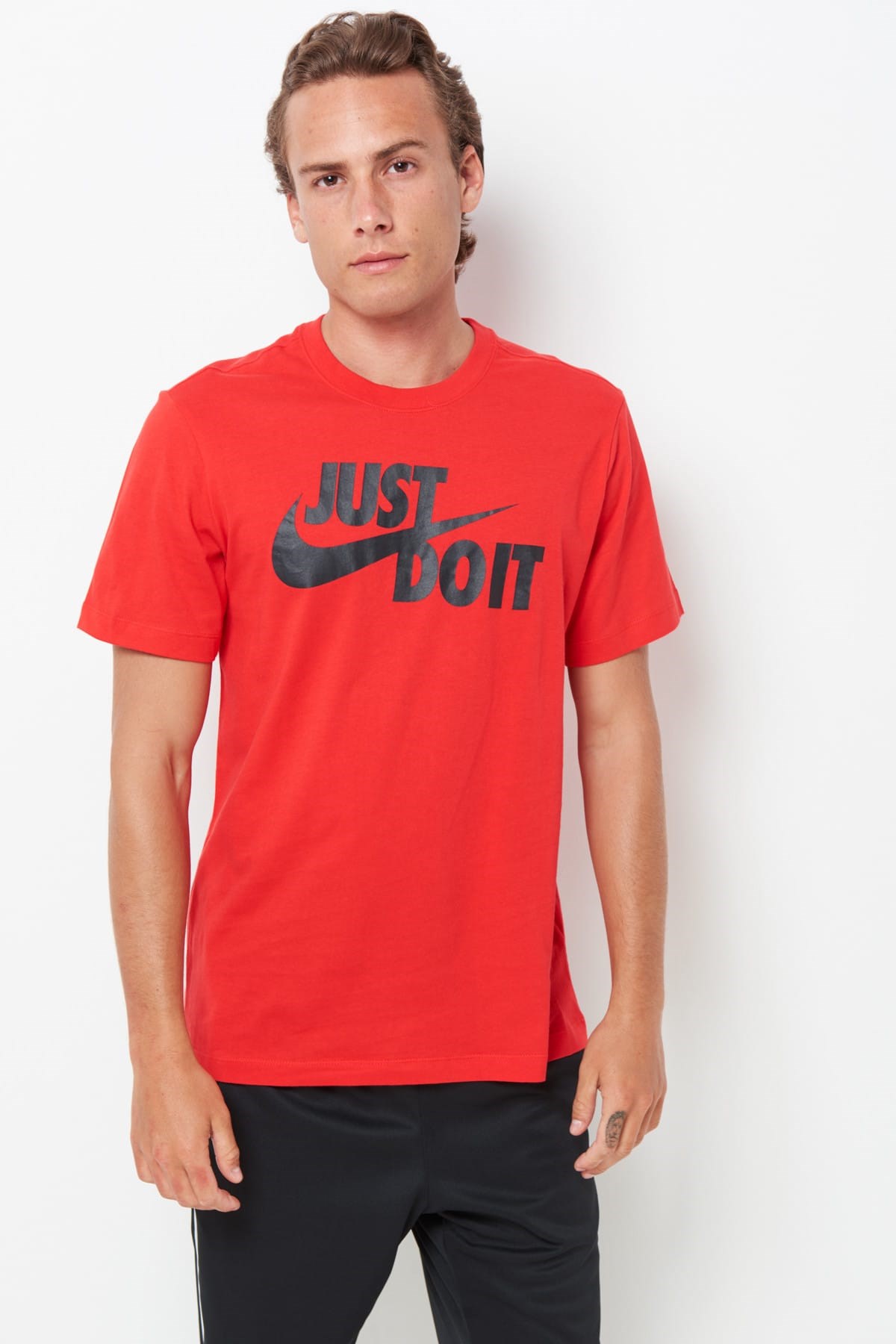 NIKETişörtNike Just Do it Swoosh Erkek Tişört AR5006-657-Kirmizi