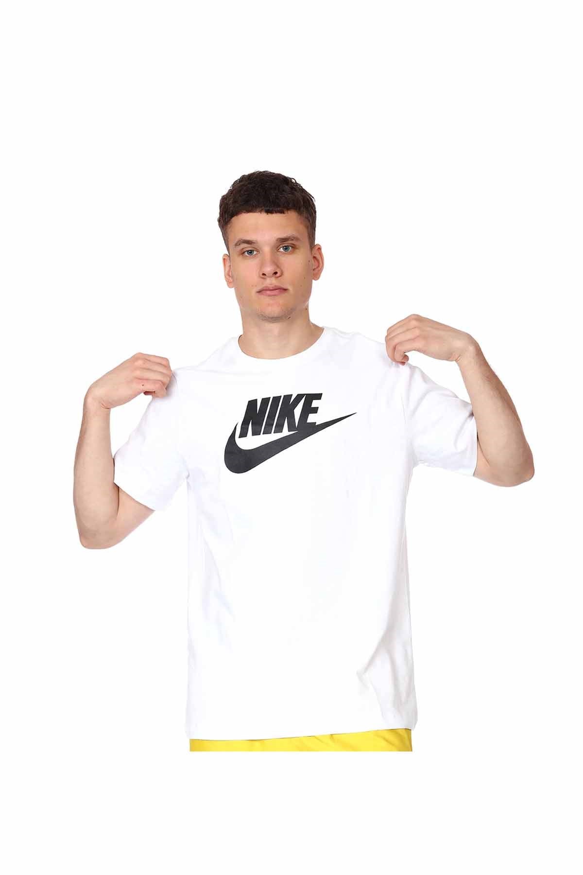 NIKETişörtNike Sportswear Icon Futura Erkek Tişört AR5004-101BEYAZ