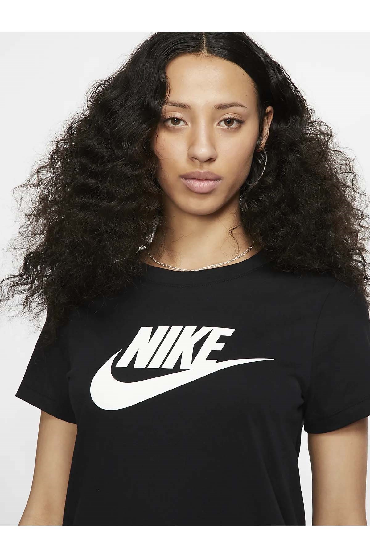 Nike Sportswear Essential Kadın Tişört BV6169-010-SIYAH