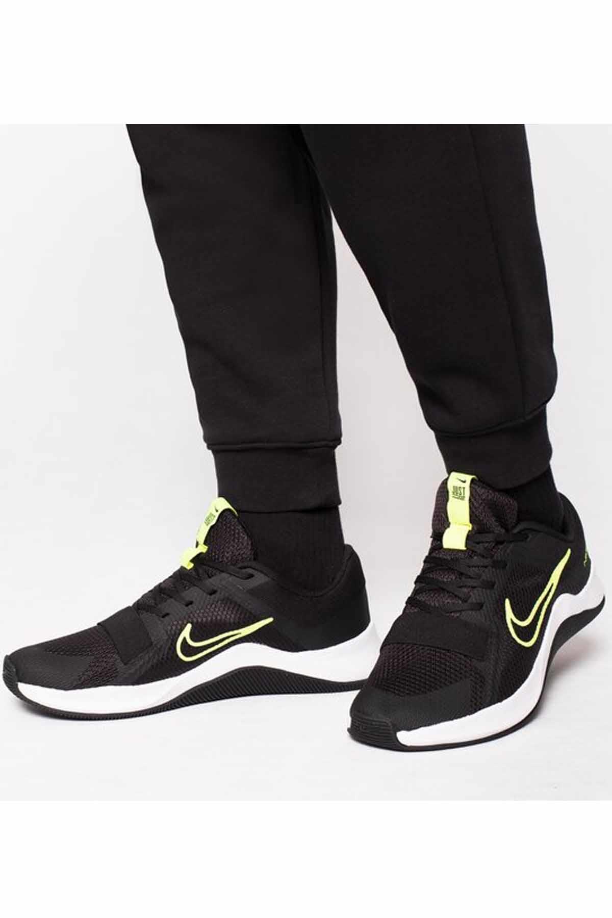 NIKEYürüyüş KoşuNike MC Trainer 2 Erkek Yürüyüş Koşu Ayakkabı DM0823-002-Siyah/Sarı