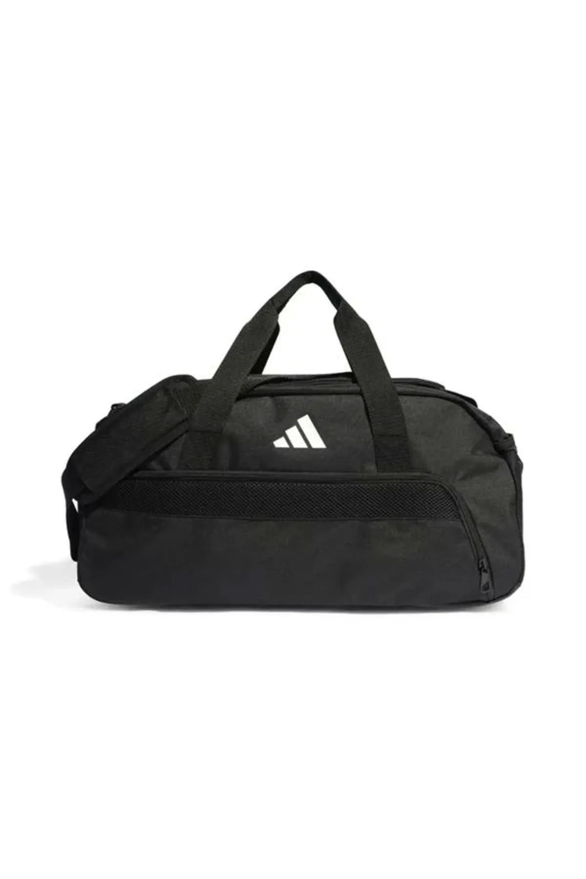 ADIDASSpor ve Seyehat ÇantasıAdidas Spor ve Seyhat Çantası ( S ) 25 cm. x 50 cm. x 25 cm. Unisex Spor ve Seyehat Çantası HS9752SIYAH