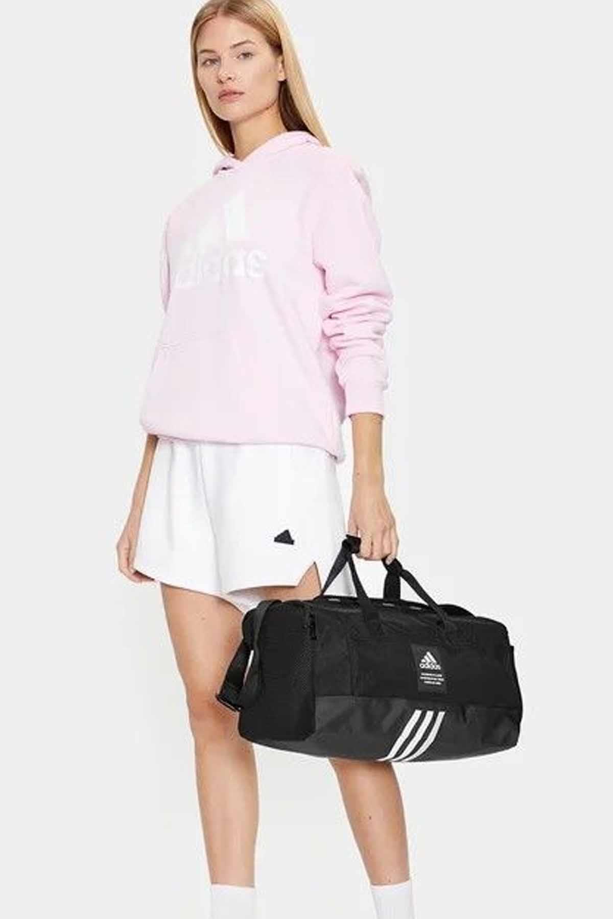 ADIDASSpor ve Seyehat ÇantasıAdidas Spor ve Seyhat Çantası 47,5 cm x 23 cm x 23 cm. Unisex Spor ve Seyehat Çantası HC7268SIYAH