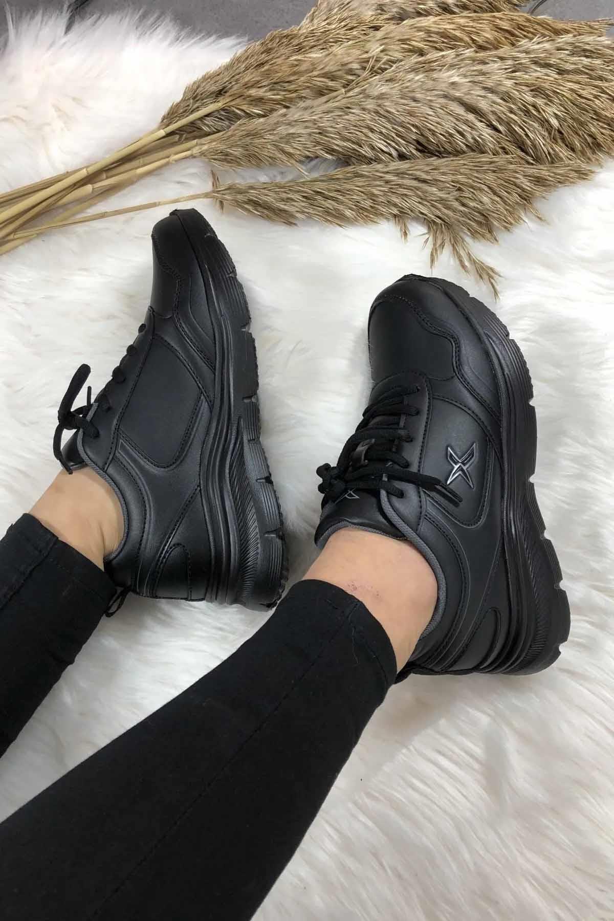 KinetixGünlük SporKinetix Suomy Pu 4 Pr Kadın Günlük Spor Ayakkabı 101744141Siyah