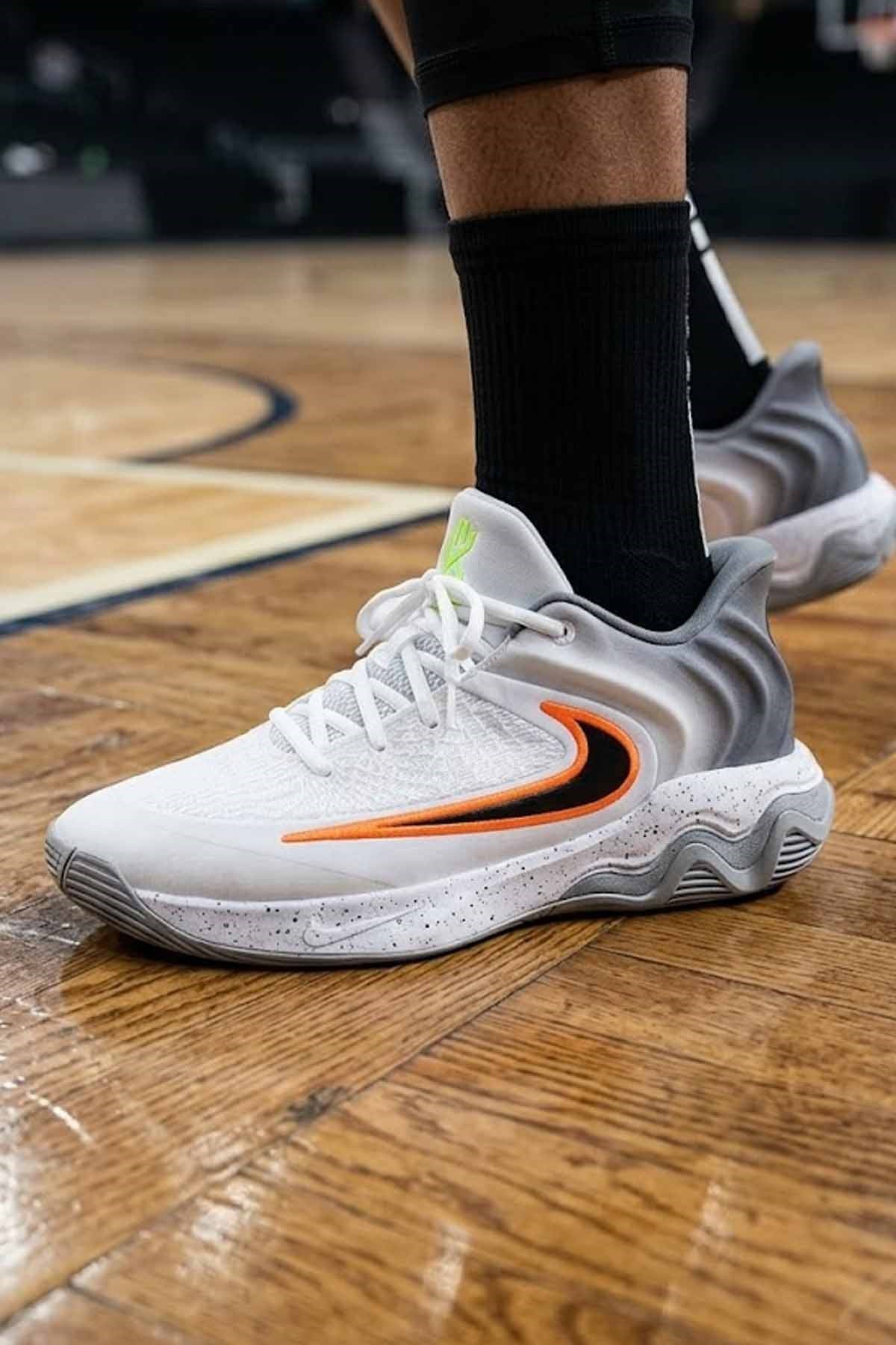 NIKE BasketbolNike GIANNIS IMMORTALITY 4 Erkek Basketbol Ayakkabı FQ3680-102-BEYAZ
