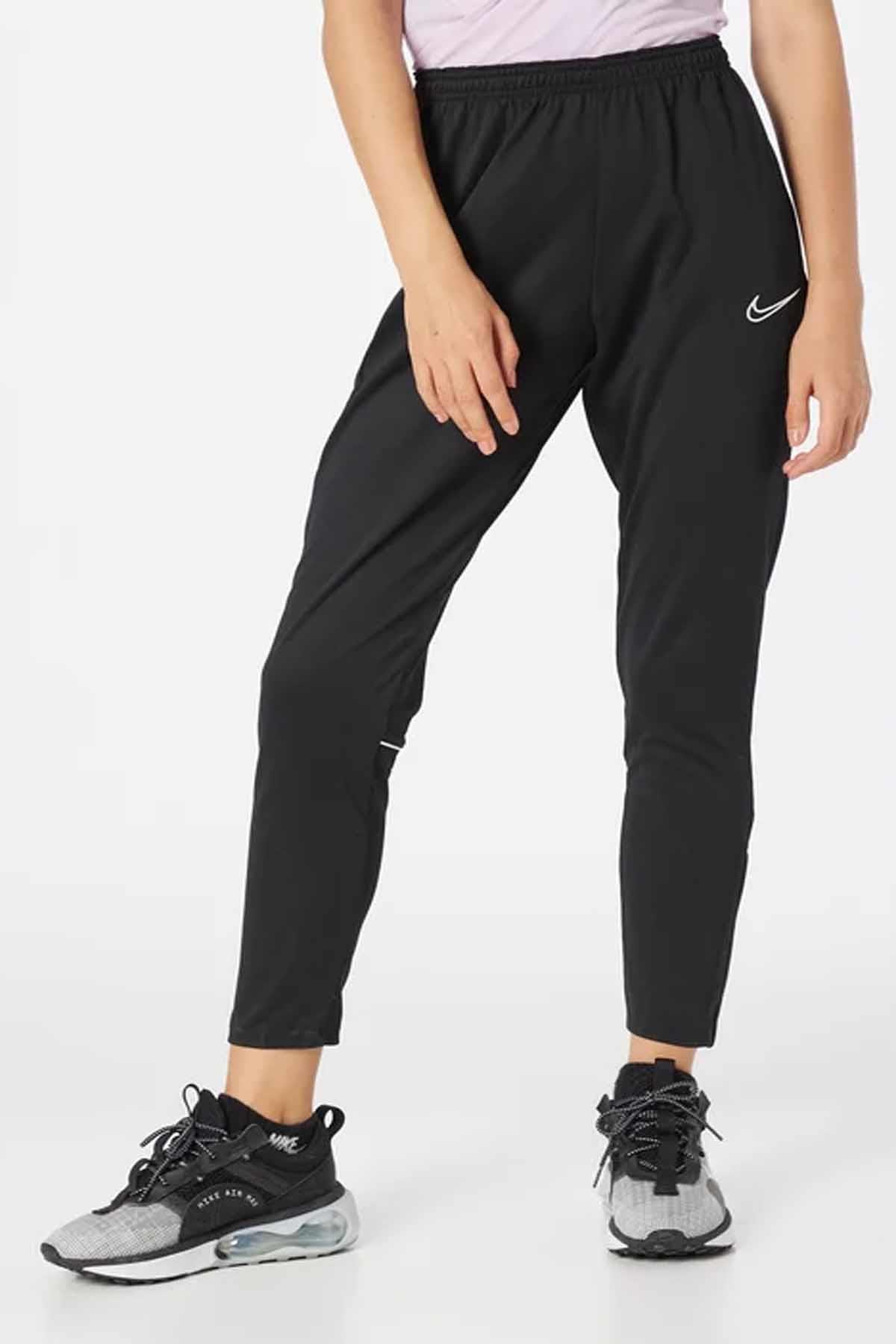 NIKEEşofman AltNike Dri-FIT Academy  Kadın Eşofman Altı Kadın Eşofman Alt DQ6739-010-Siyah