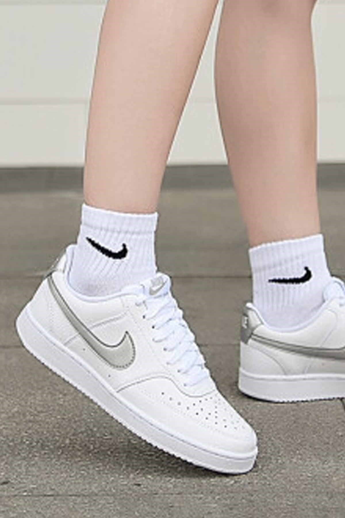 NIKEGünlük SporNike Wmns Court Vision Low Kadın Günlük Spor Ayakkabı CD5434-111-BEYAZ