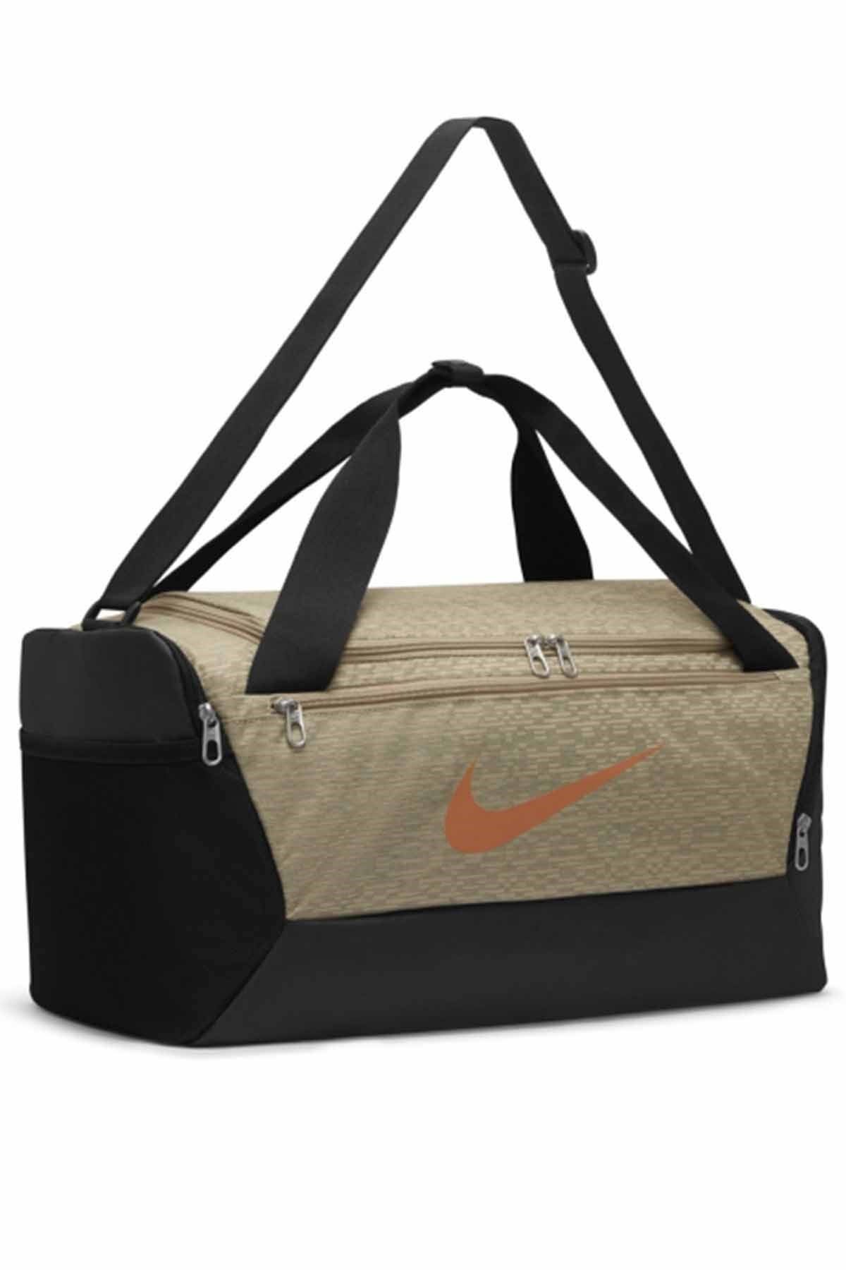 NIKESpor ve Seyehat ÇantasıNike Brasilia 9.5 Training Duffel Bag (Small, 41L)  DO7151-250-Siyah
