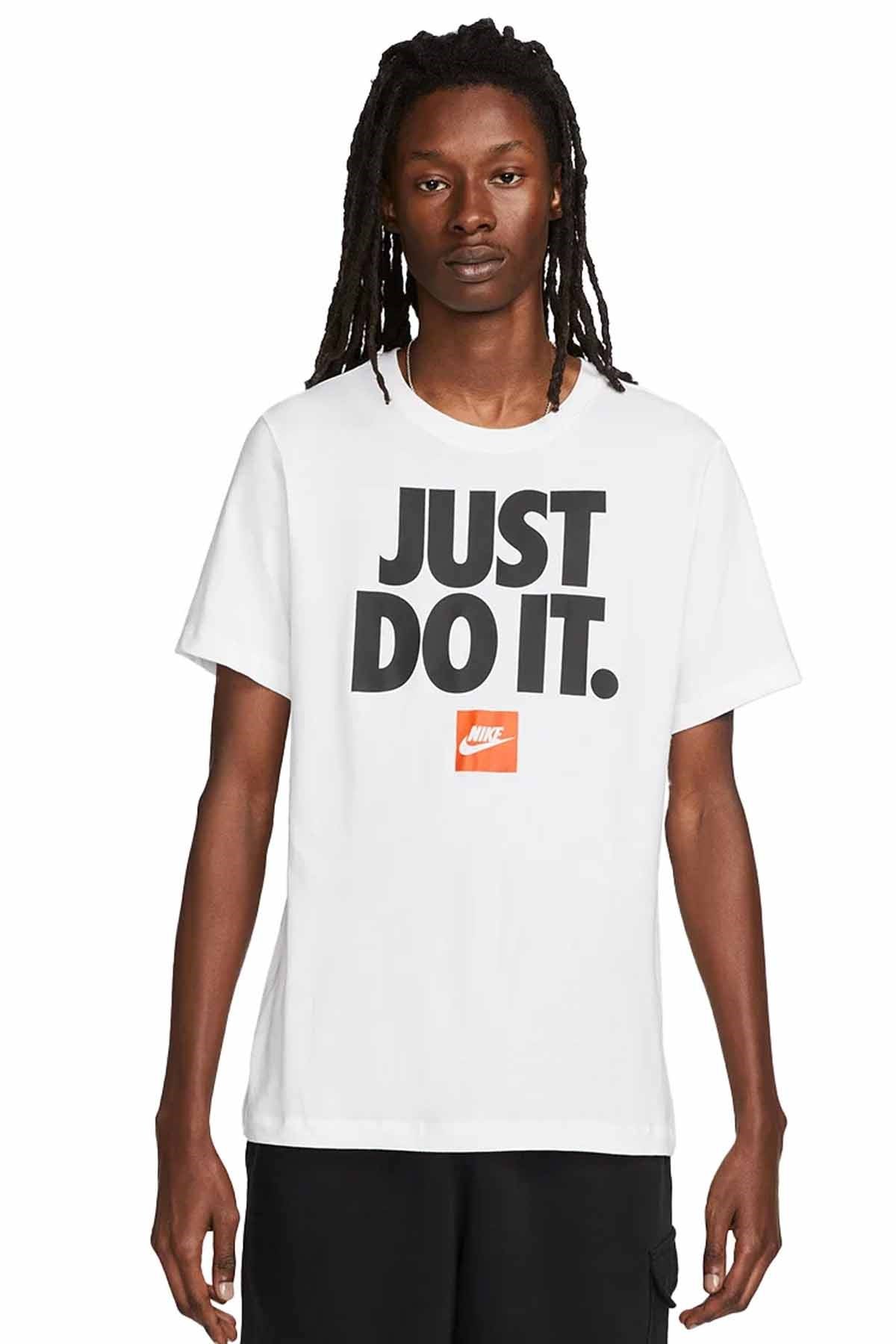 NIKETişörtNike  NSW TEE FRAN JDI VERBIAGE Unisex Tişört DZ2989-100BEYAZ