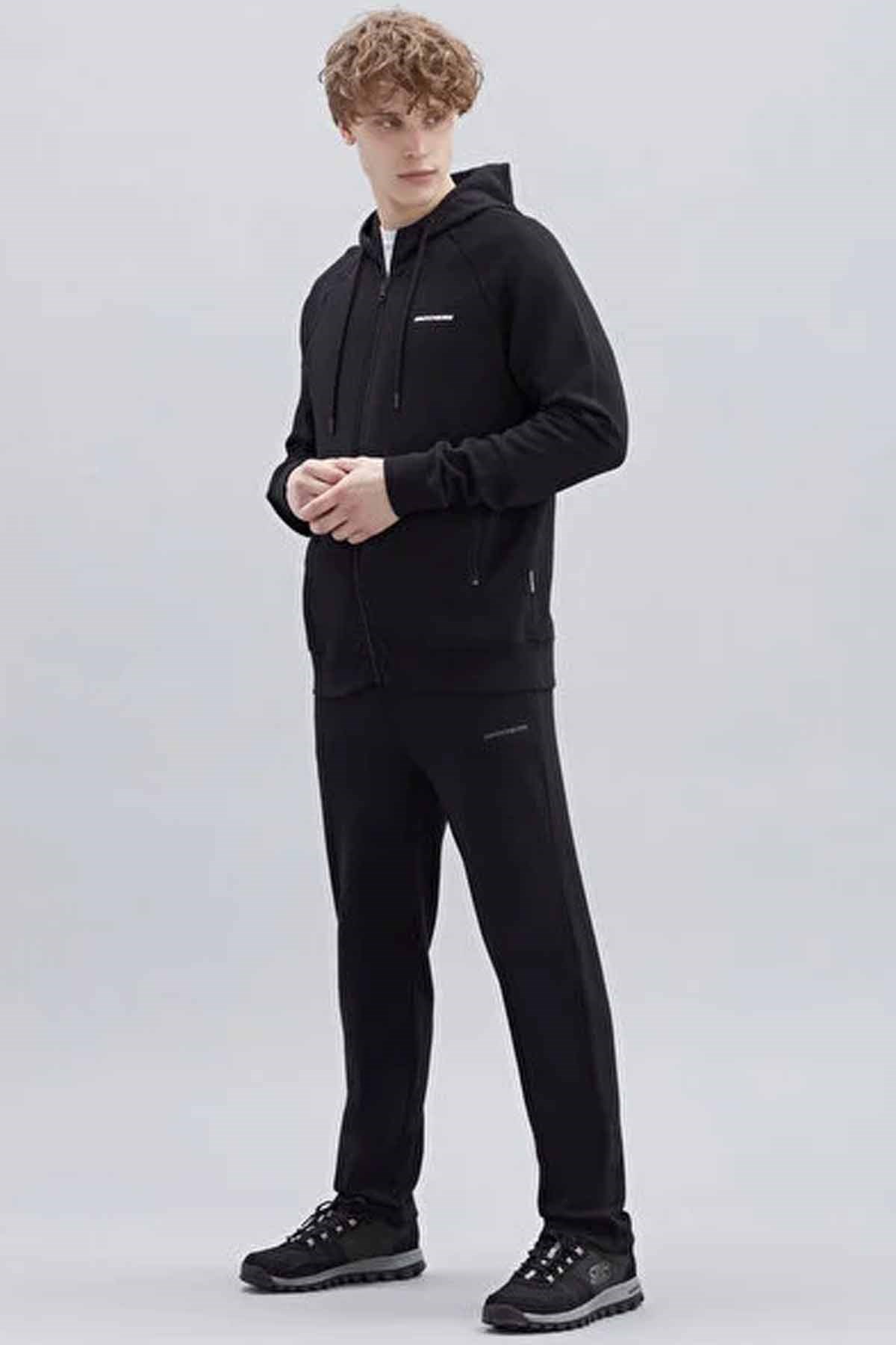 SKECHERSEşofman AltSkechers New Basics M Regular Sweatpant Erkek Eşofman Alt S221480-001 Black