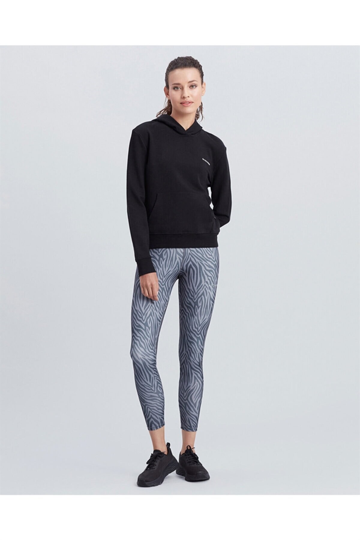 SKECHERSSweatshirtSkechers W New Basics Hoodie Kadın Sweatshirt S212183-001 Black