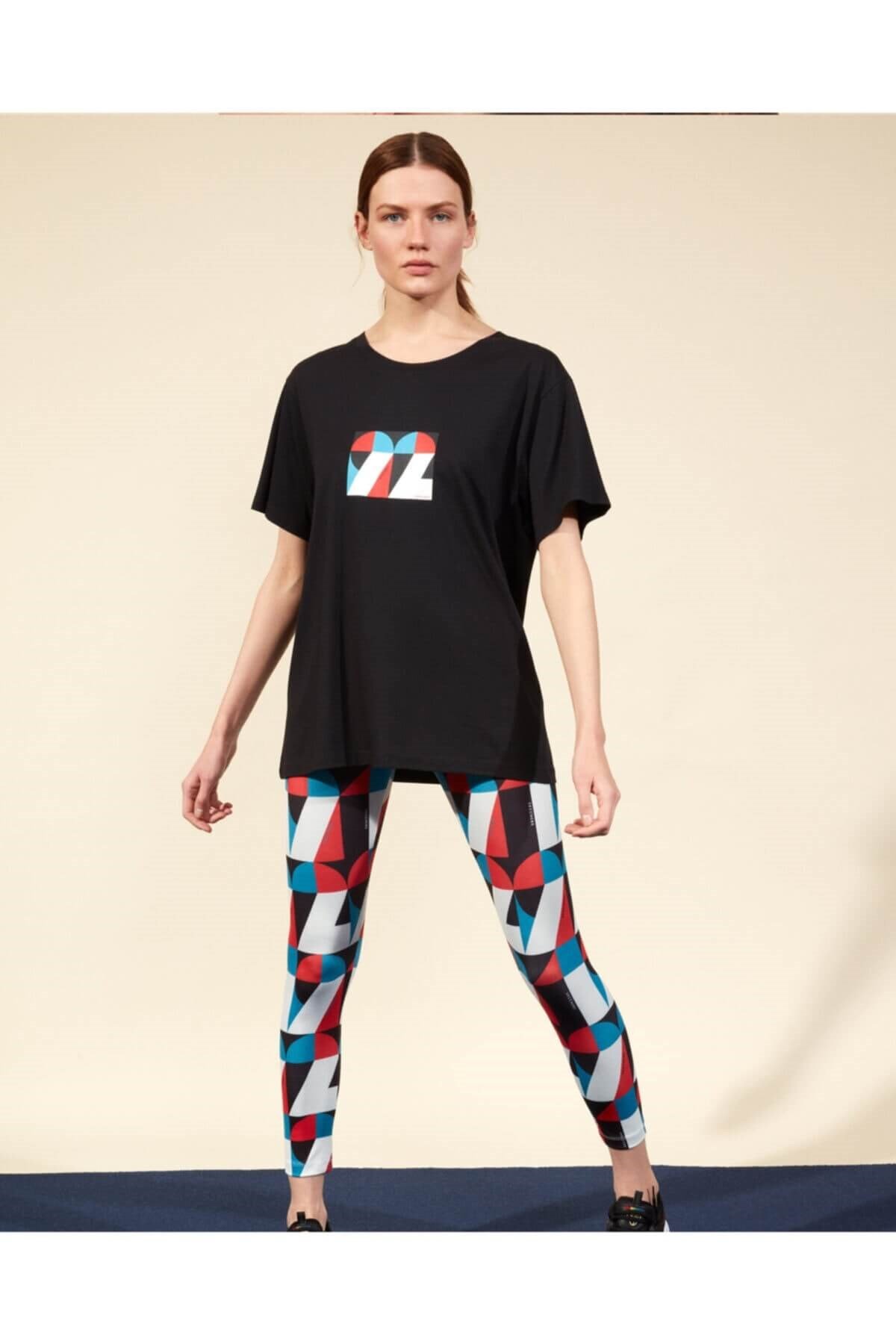 SKECHERSTişörtSkechers Graphic Tee W Kadın Tişört S211160-001 Siyah