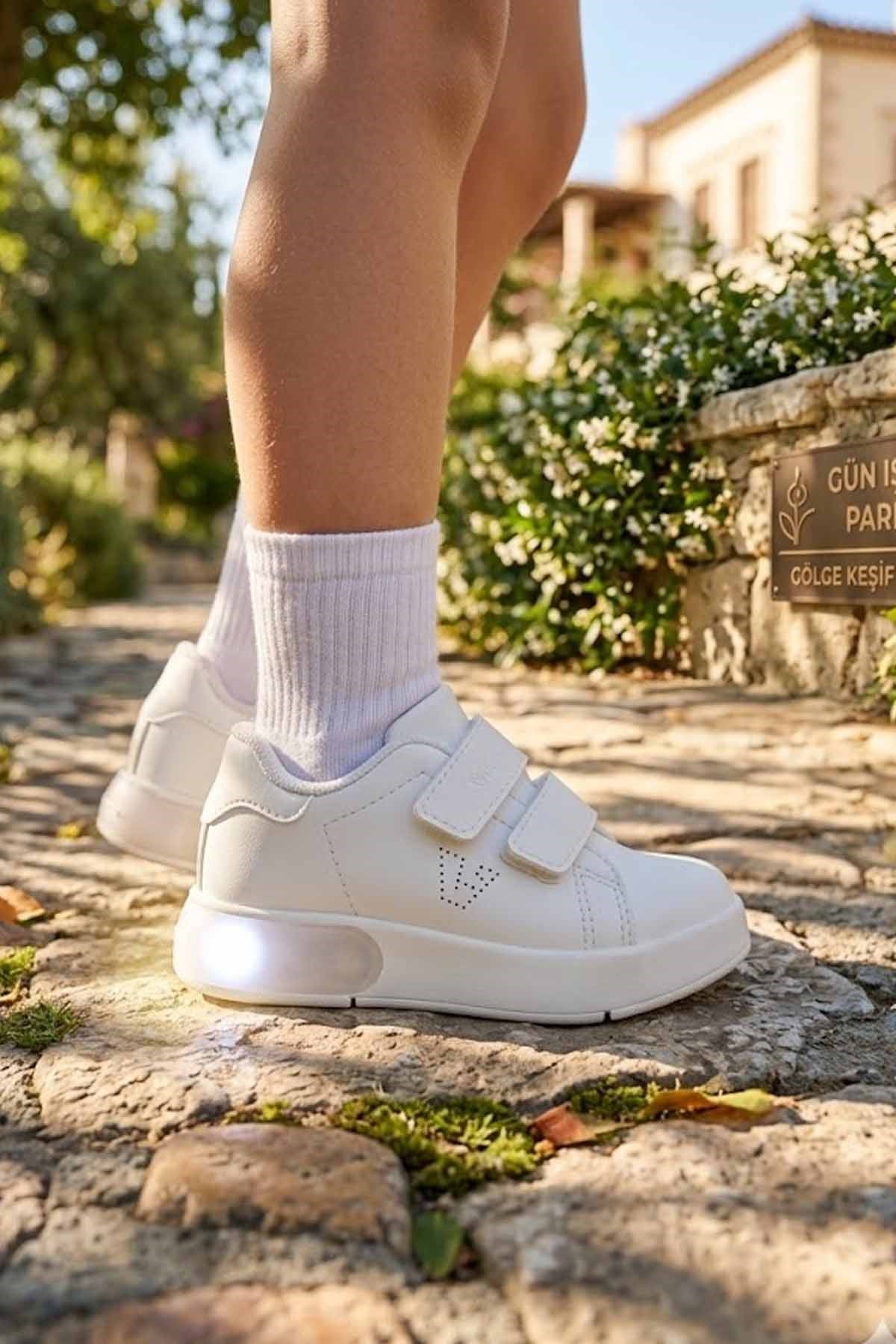 VİCCOSneakerVicco Oyo II Çocuk Sneaker Ayakkabı 346.B26Y.100-11Beyaz
