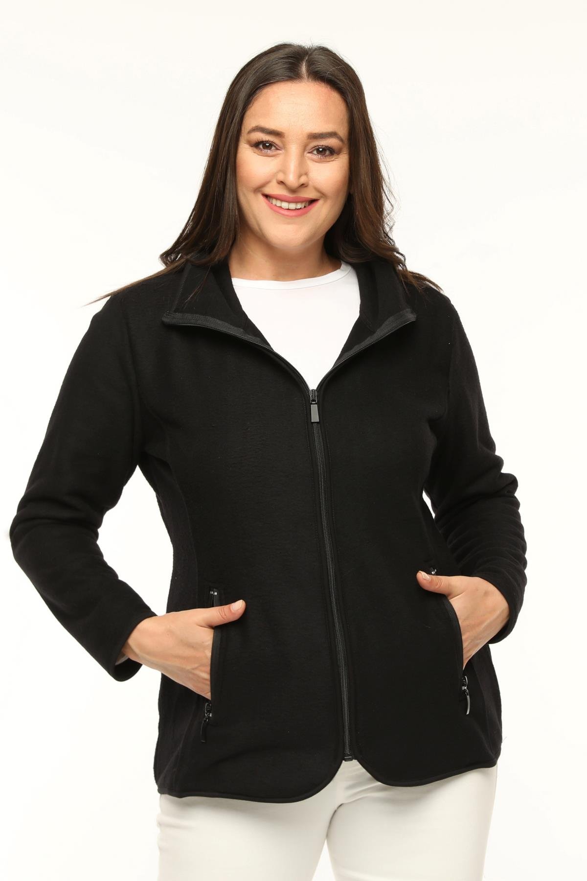 Büyük Beden Fermuar Cepli Polar Ceket SiyahCurvy TrendBüyük Beden Fermuar Cepli Polar Ceket Siyah