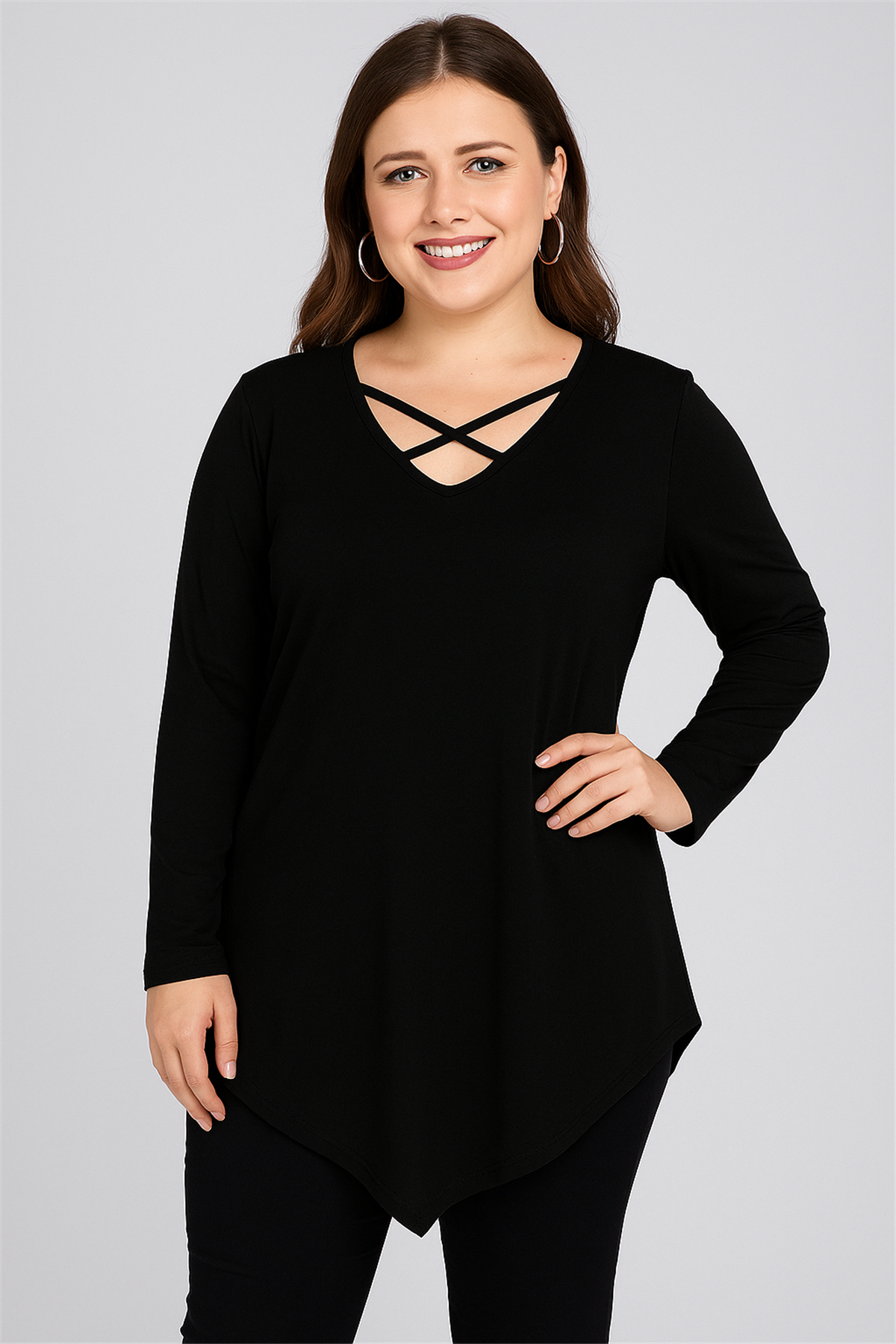 Büyük Beden Yaka Çapraz Biyeli Üçgen Etek Uzun Kol Bluz SiyahCurvy TrendBüyük Beden Yaka Çapraz Biyeli Üçgen Etek Uzun Kol Bluz Siyah