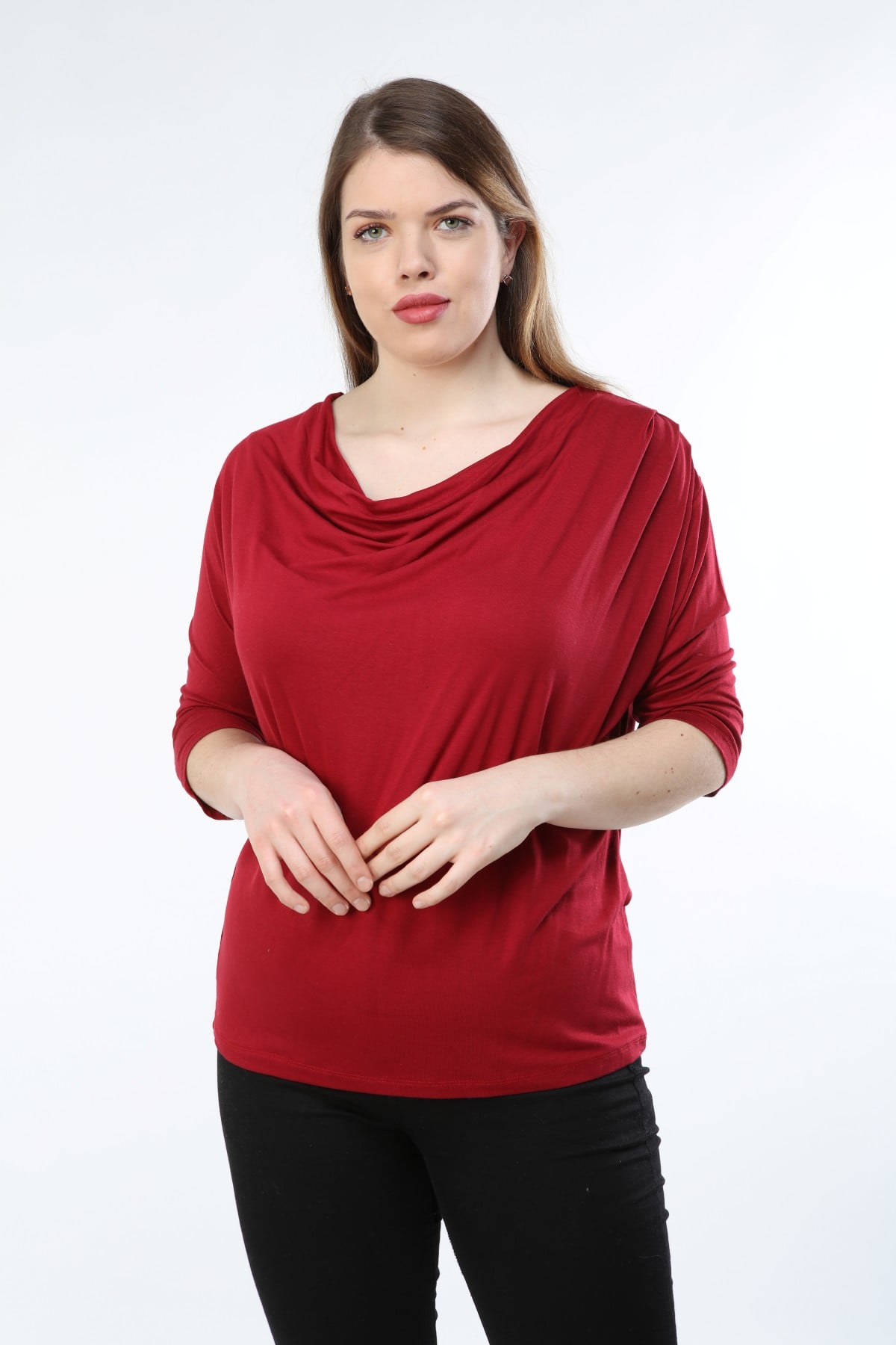 Büyük Beden Yarasa Kol Bordo Bluz - Büyük Beden Bluz ModelleriModacazibeBüyük Beden Degaje Yaka Yarasa Kol Bordo Bluz