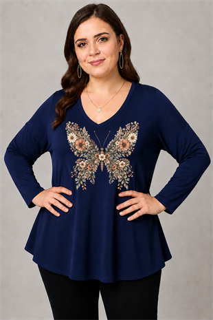 Büyük Beden Floral Butterfly Baskılı V Yaka Uzun Kol Geniş Etekli Bluz LacivertCurvy TrendBüyük Beden Floral Butterfly Baskılı V Yaka Uzun Kol Geniş Etekli Bluz Lacivert